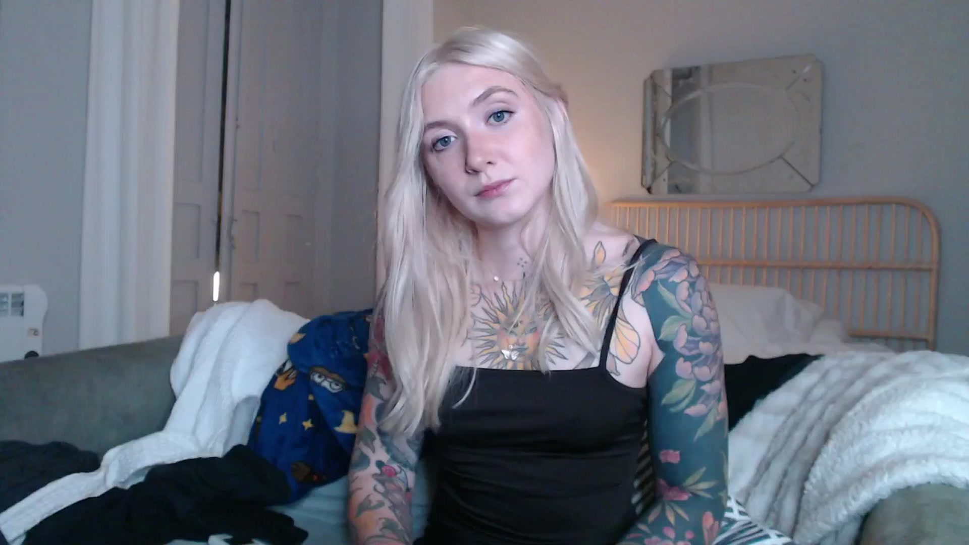 Gallery image thumbnail from Tattoo_bbgirl's myfreecams stream on, 01/23/2025, 23:54 image 1 of 20