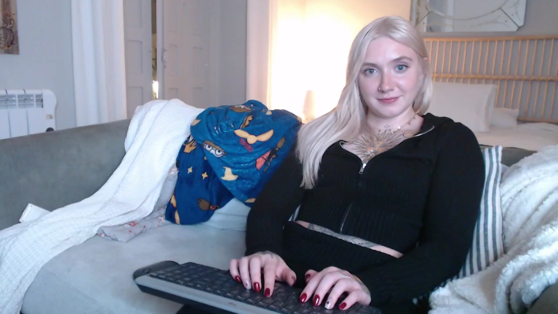 Gallery image thumbnail from Tattoo_bbgirl's myfreecams stream on, 01/24/2025, 22:27 image 1 of 20