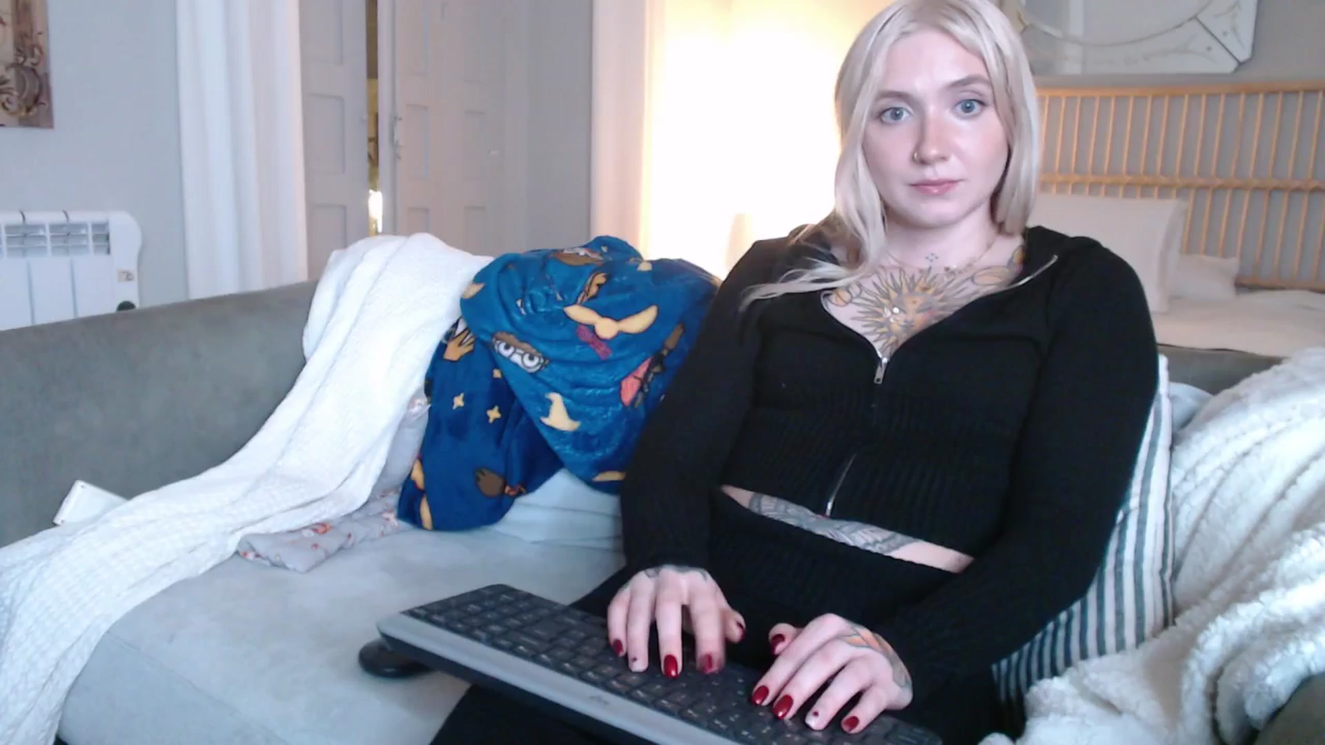 Gallery image thumbnail from Tattoo_bbgirl's myfreecams stream on, 01/24/2025, 22:27 image 3 of 20