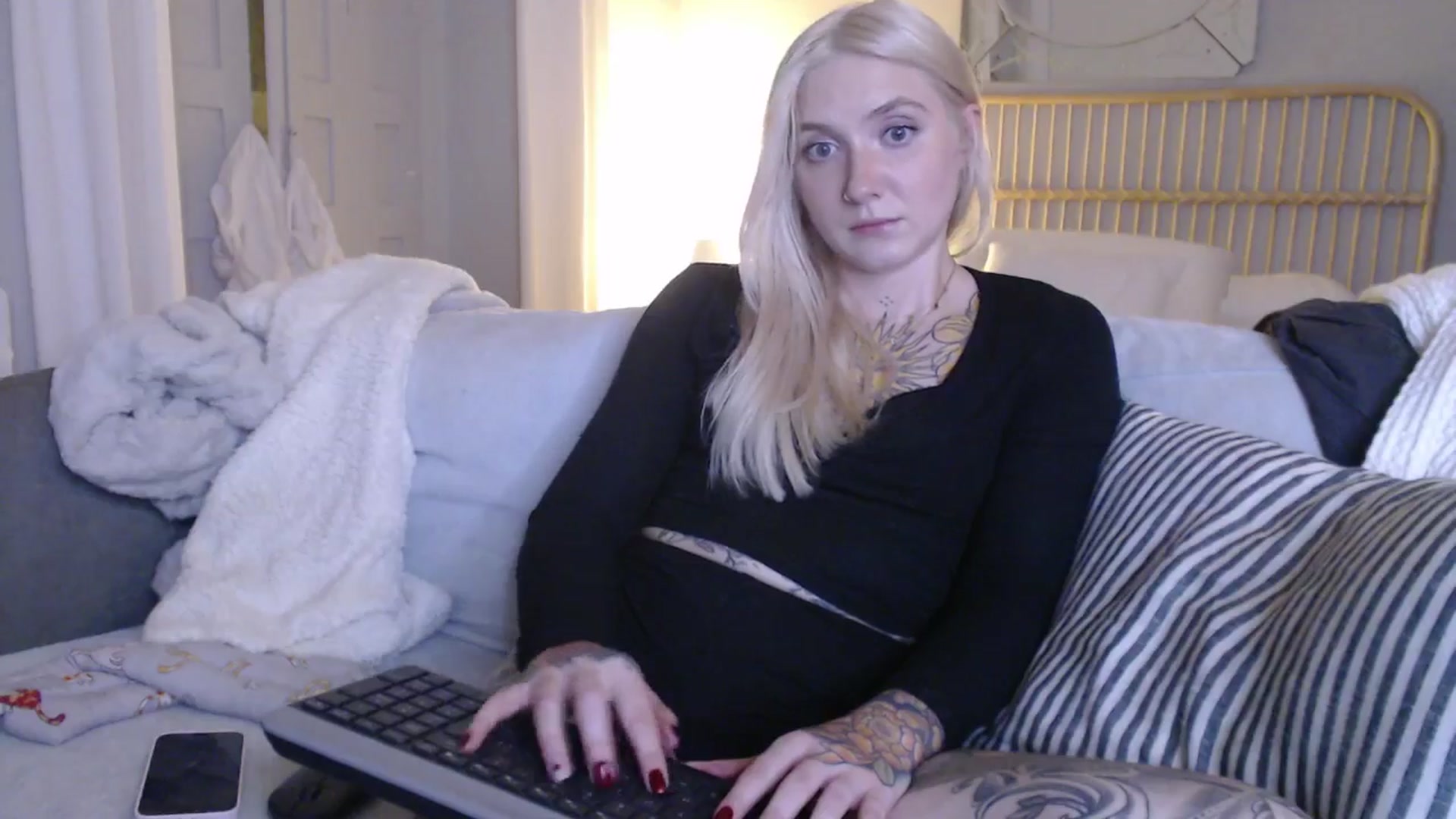 Gallery image thumbnail from Tattoo_bbgirl's myfreecams stream on, 01/25/2025, 22:36 image 11 of 20