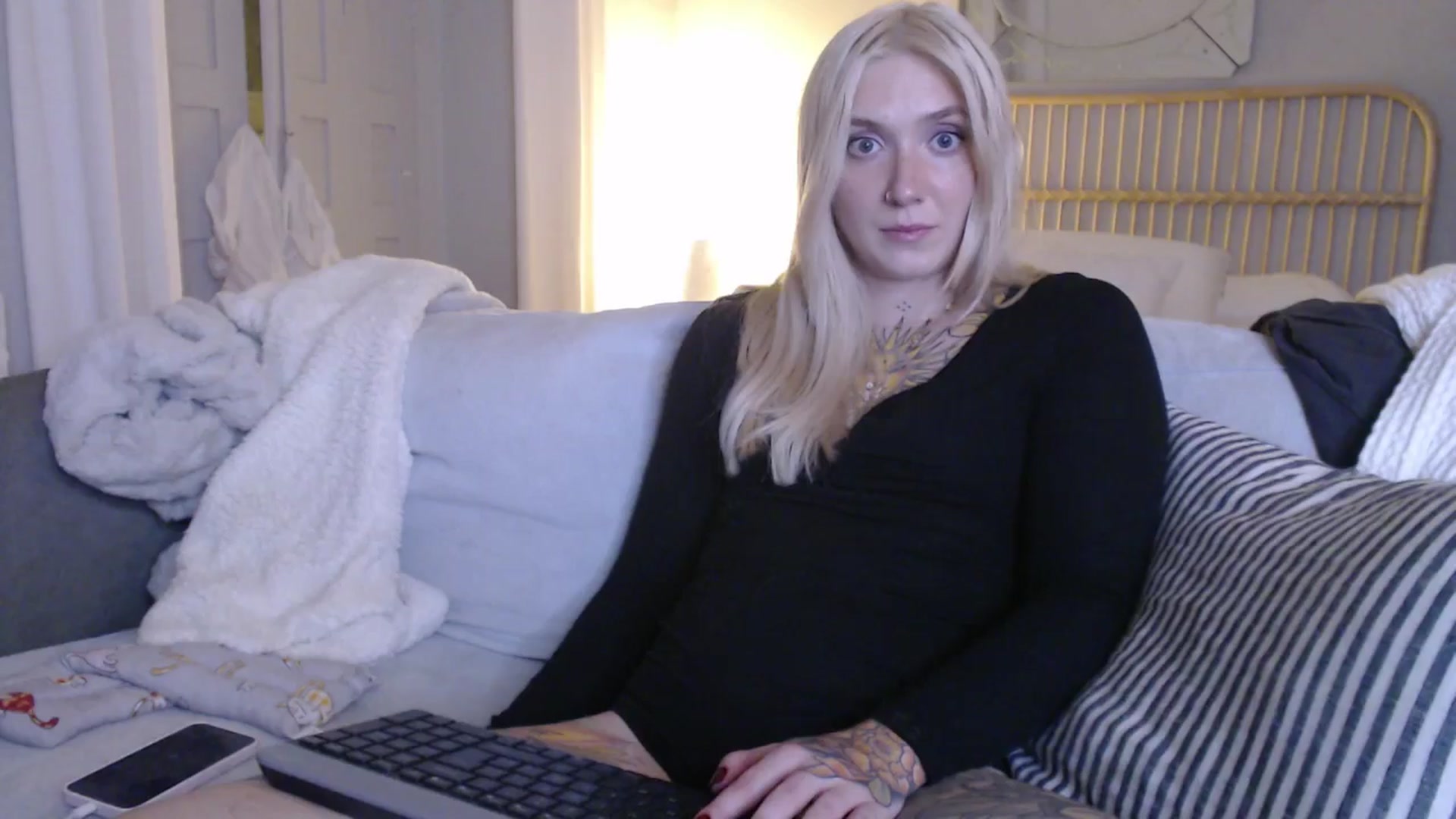 Gallery image thumbnail from Tattoo_bbgirl's myfreecams stream on, 01/25/2025, 22:36 image 7 of 20