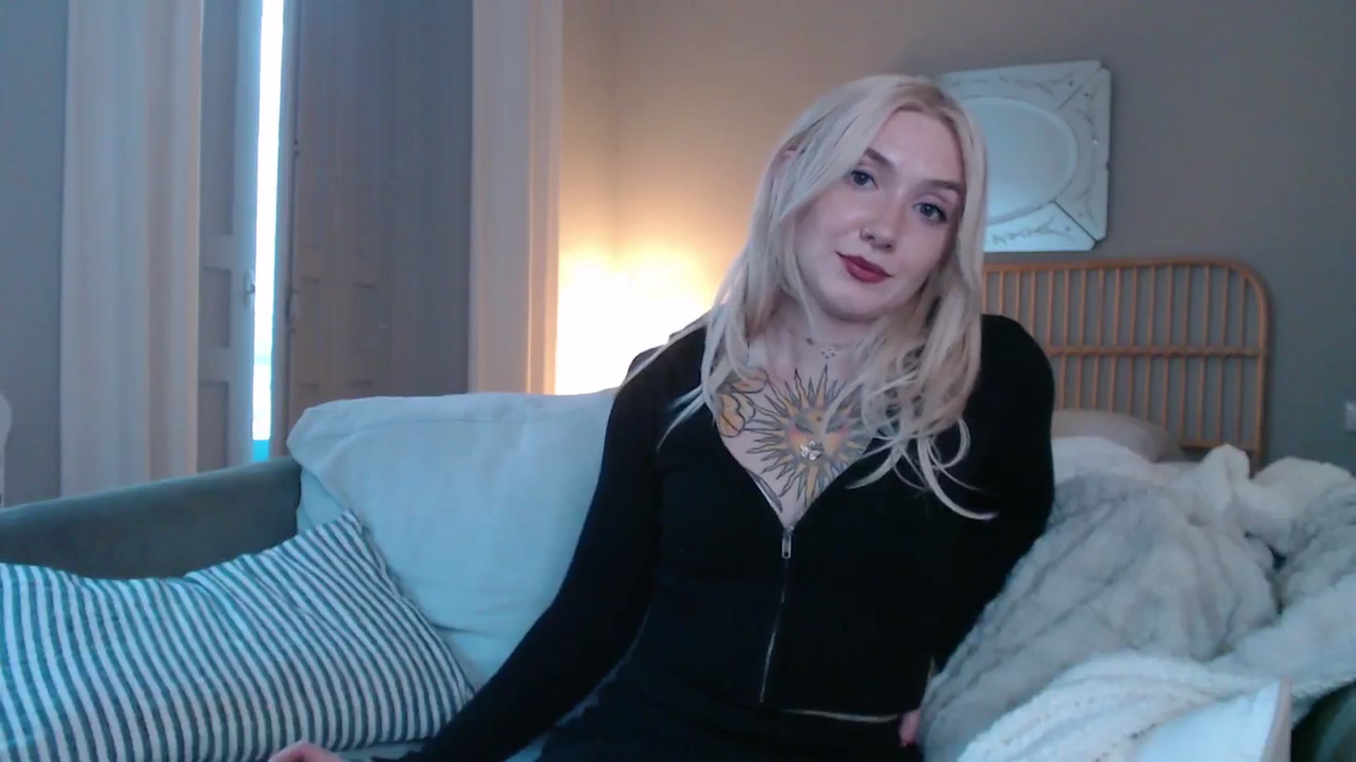 Gallery image thumbnail from Tattoo_bbgirl's myfreecams stream on, 01/31/2025, 17:22 image 11 of 20