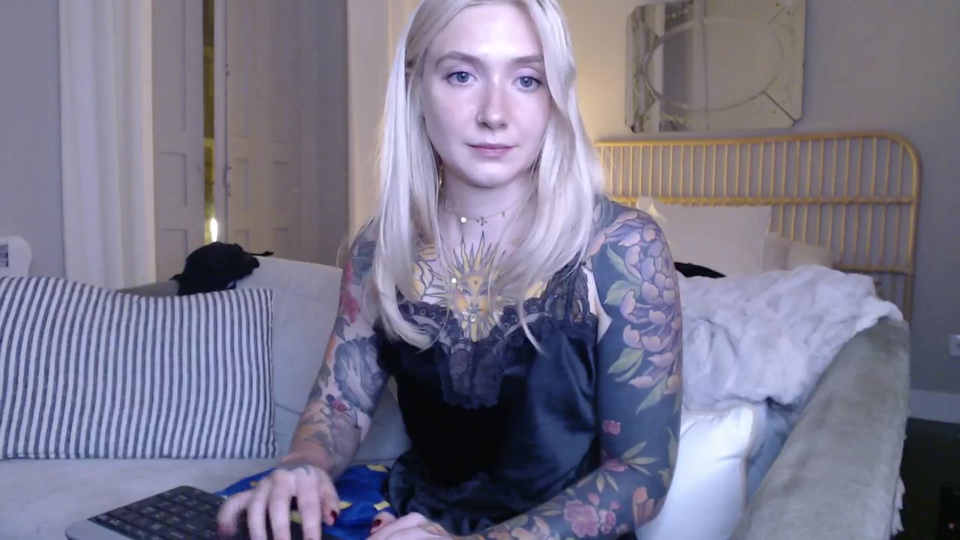 Gallery image thumbnail from Tattoo_bbgirl's myfreecams stream on, 02/02/2025, 18:34 image 19 of 20