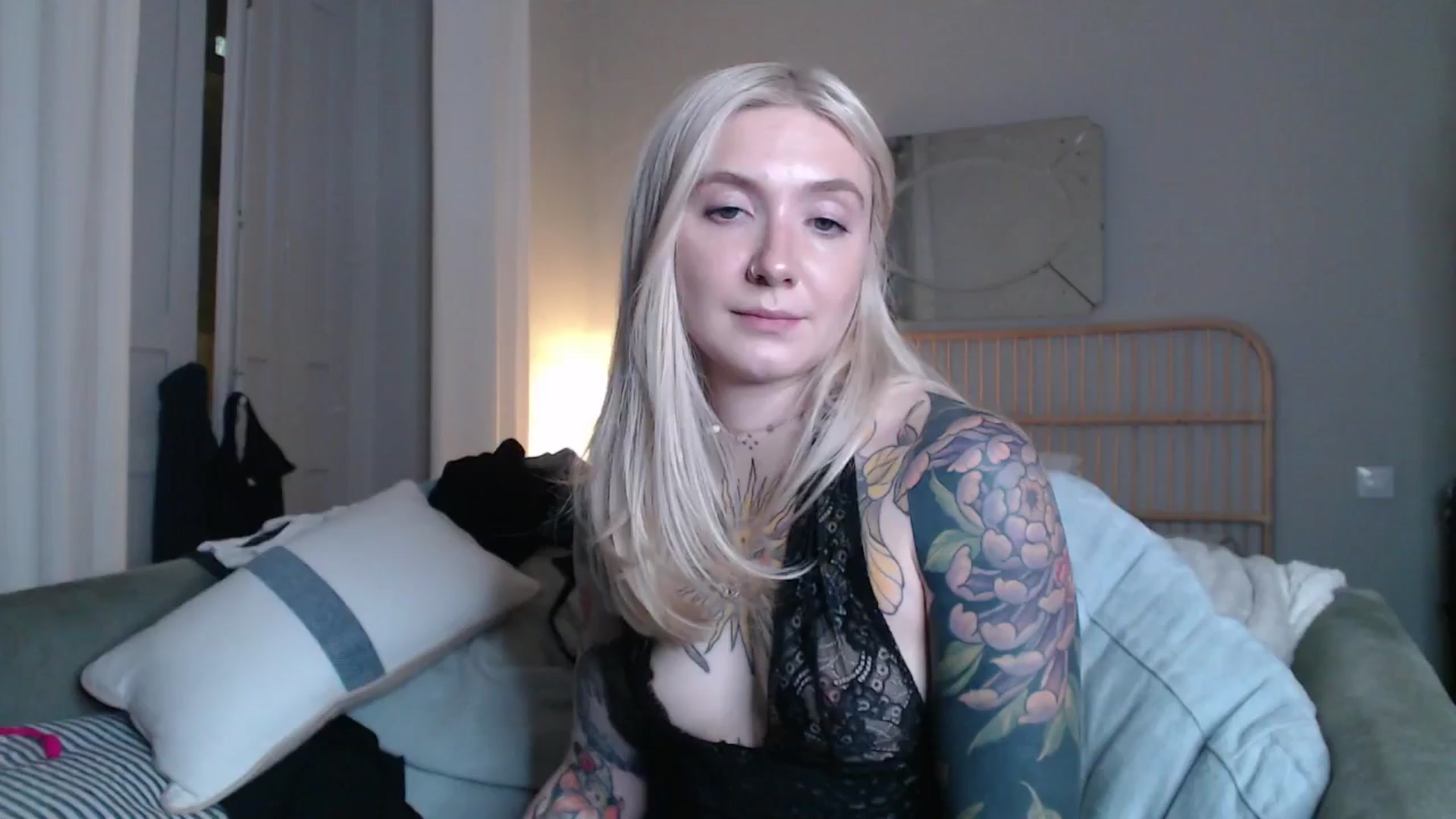 Gallery image thumbnail from Tattoo_bbgirl's myfreecams stream on, 02/03/2025, 20:27 image 19 of 20