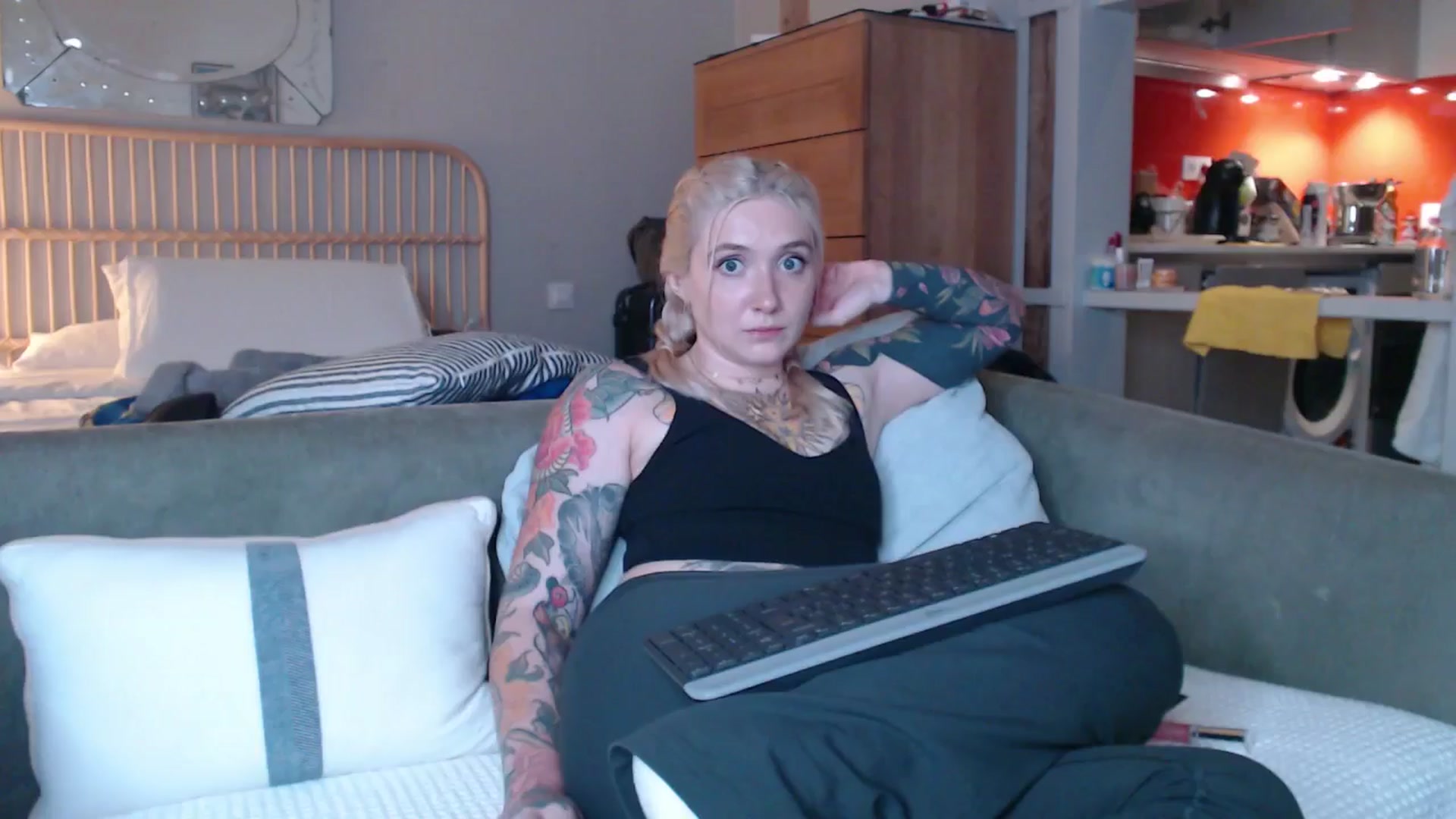Gallery image thumbnail from Tattoo_bbgirl's myfreecams stream on, 02/05/2025, 20:04 image 14 of 20