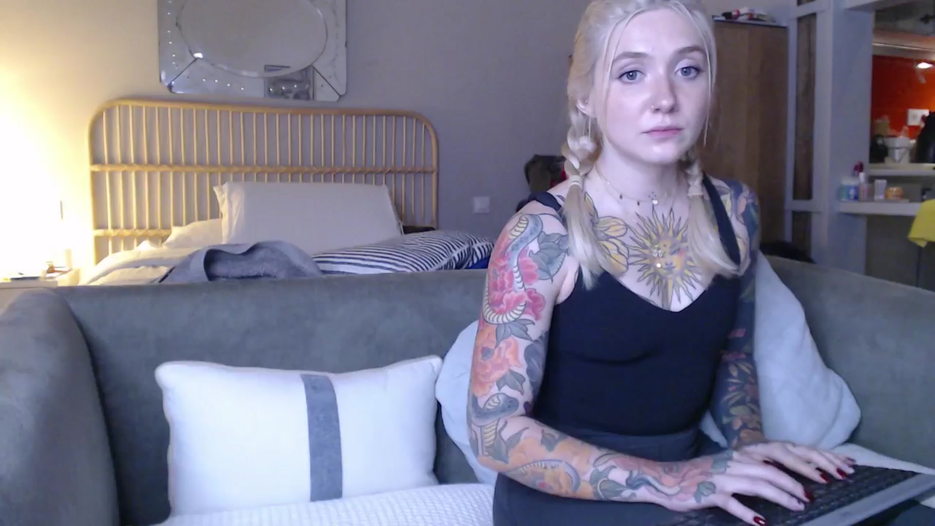 Gallery image thumbnail from Tattoo_bbgirl's myfreecams stream on, 02/05/2025, 20:58 image 1 of 20