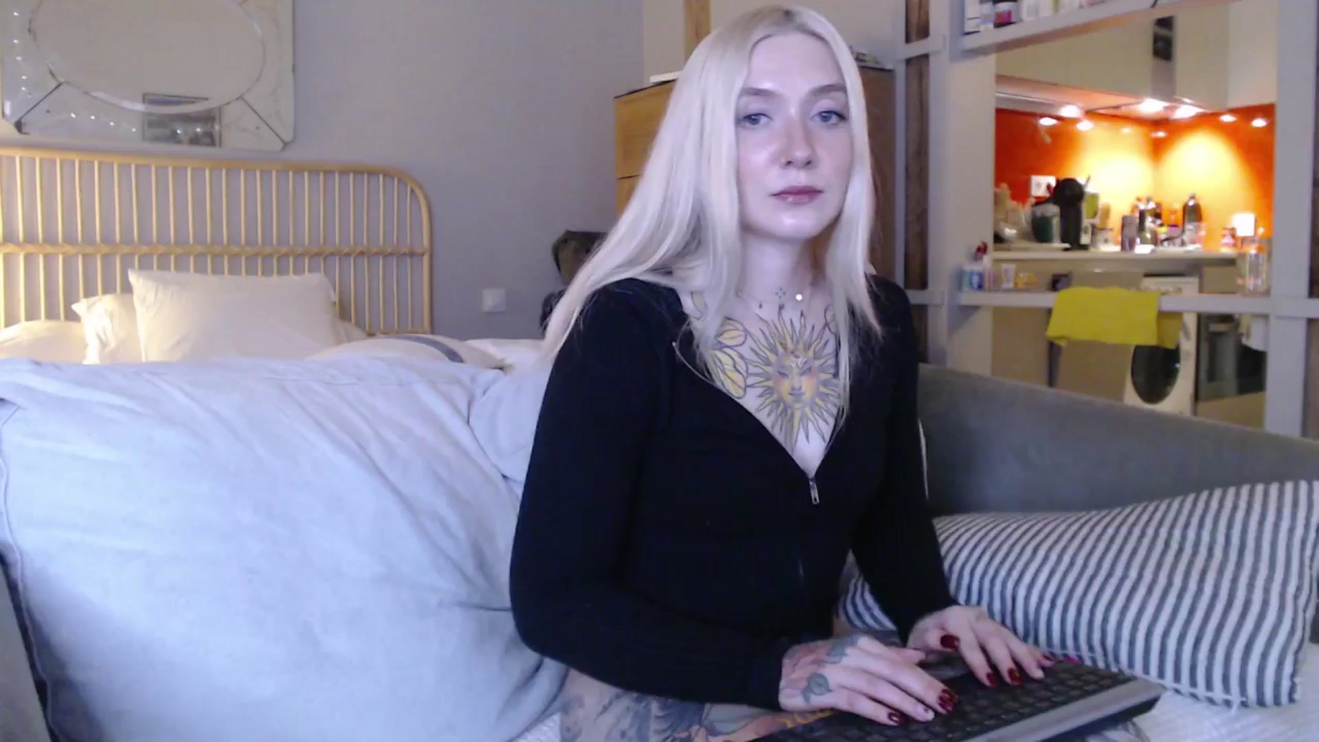 Gallery image thumbnail from Tattoo_bbgirl's myfreecams stream on, 02/06/2025, 22:41 image 14 of 20