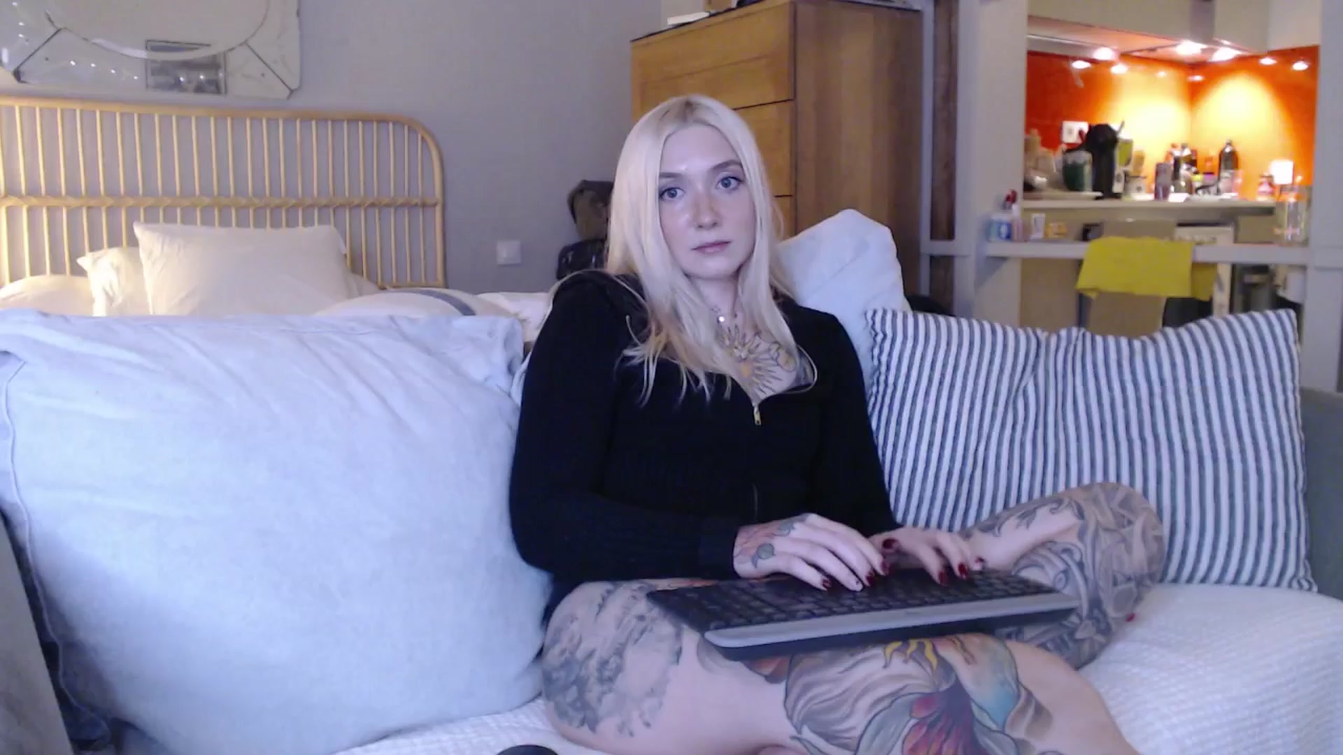 Gallery image thumbnail from Tattoo_bbgirl's myfreecams stream on, 02/06/2025, 22:41 image 19 of 20