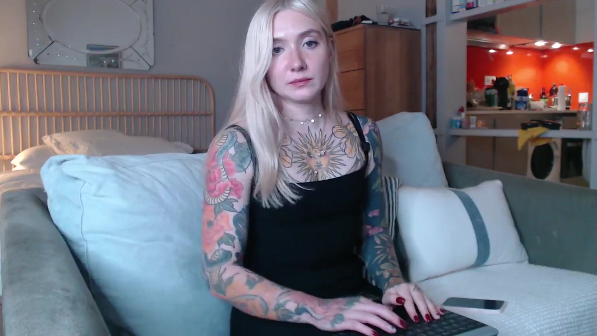 Gallery image thumbnail from Tattoo_bbgirl's myfreecams stream on, 02/07/2025, 18:00 image 7 of 20