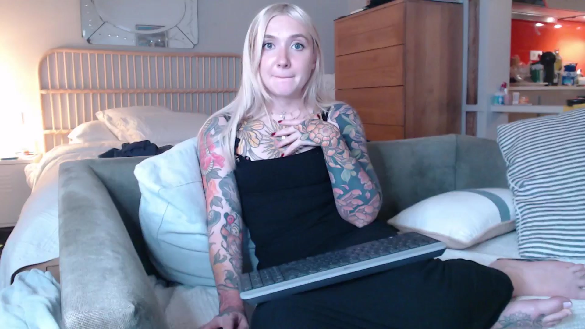 Gallery image thumbnail from Tattoo_bbgirl's myfreecams stream on, 02/07/2025, 20:16 image 8 of 20