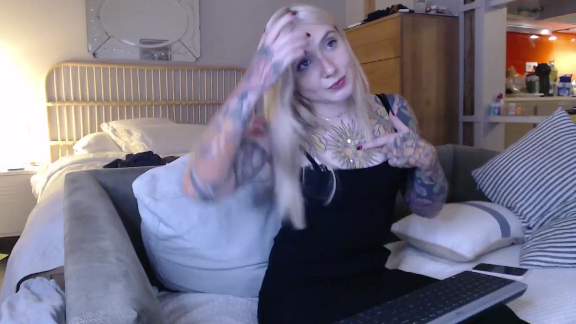 Gallery image thumbnail from Tattoo_bbgirl's myfreecams stream on, 02/07/2025, 20:16 image 20 of 20