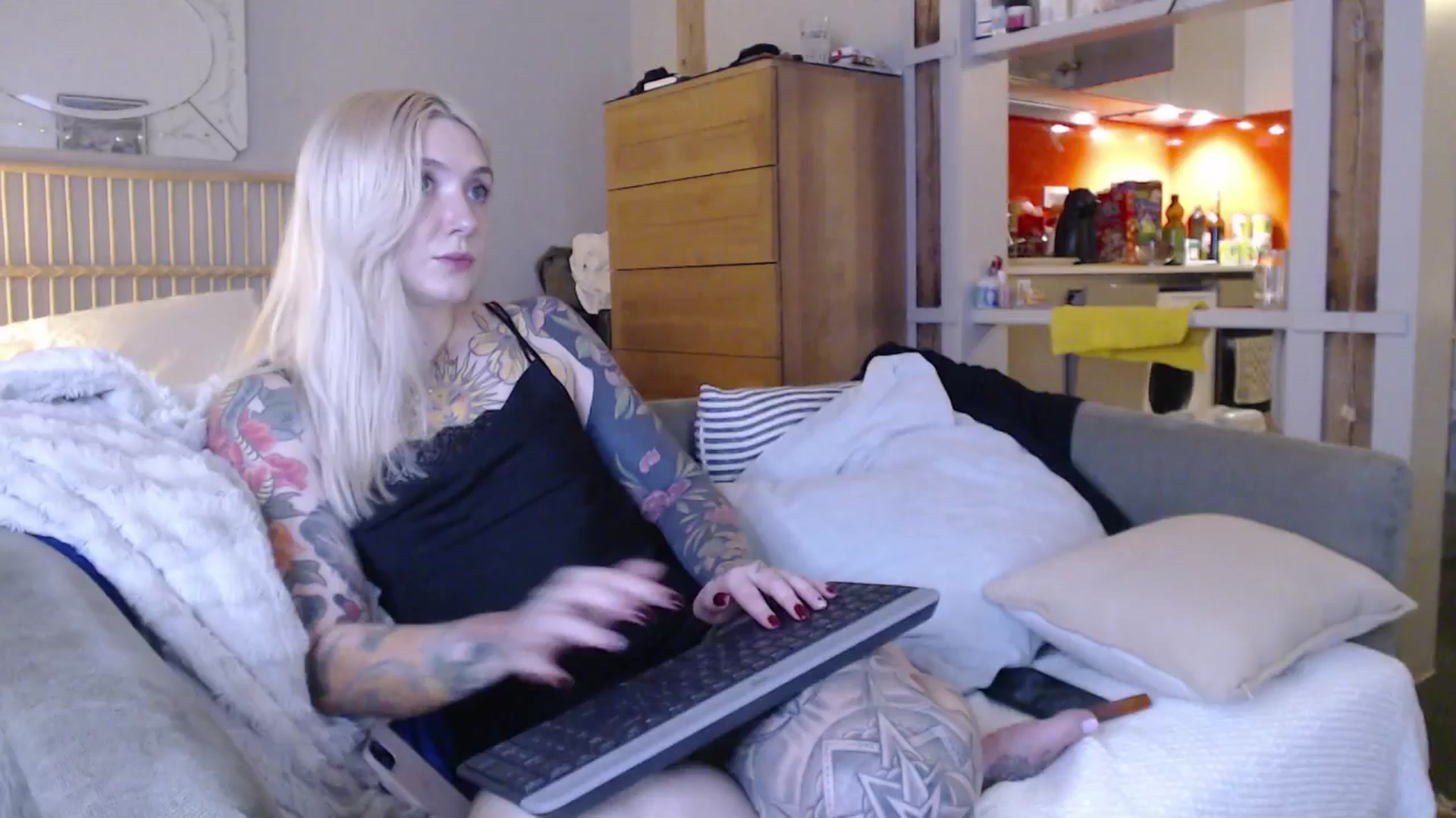 Gallery image thumbnail from Tattoo_bbgirl's myfreecams stream on, 02/10/2025, 20:24 image 14 of 20