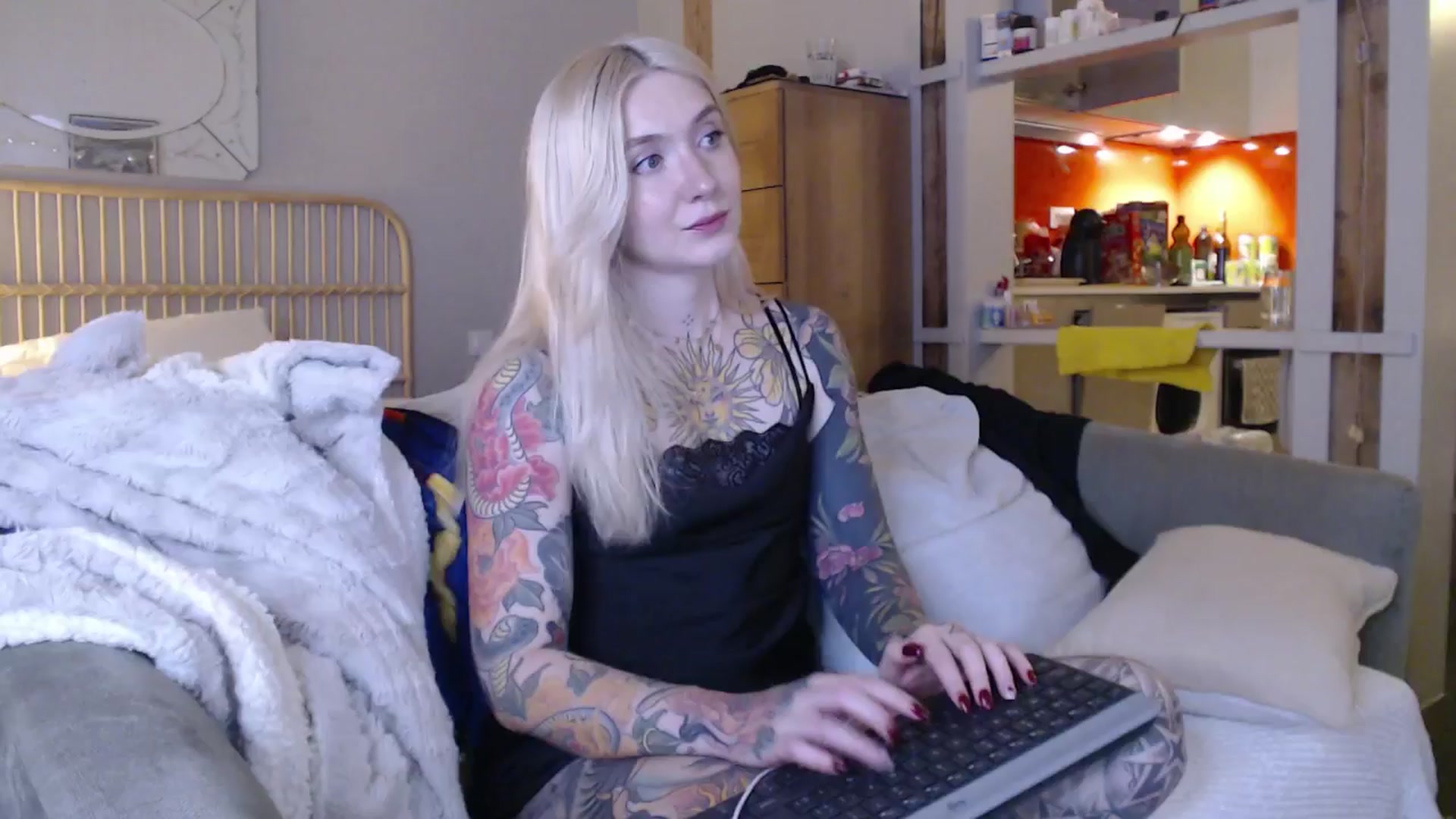 Gallery image thumbnail from Tattoo_bbgirl's myfreecams stream on, 02/10/2025, 20:24 image 3 of 20