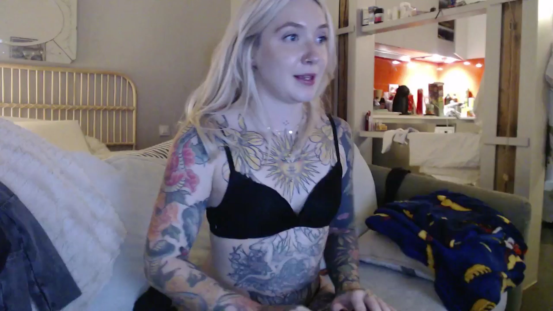 Gallery image thumbnail from Tattoo_bbgirl's myfreecams stream on, 02/20/2025, 24:39 image 1 of 20