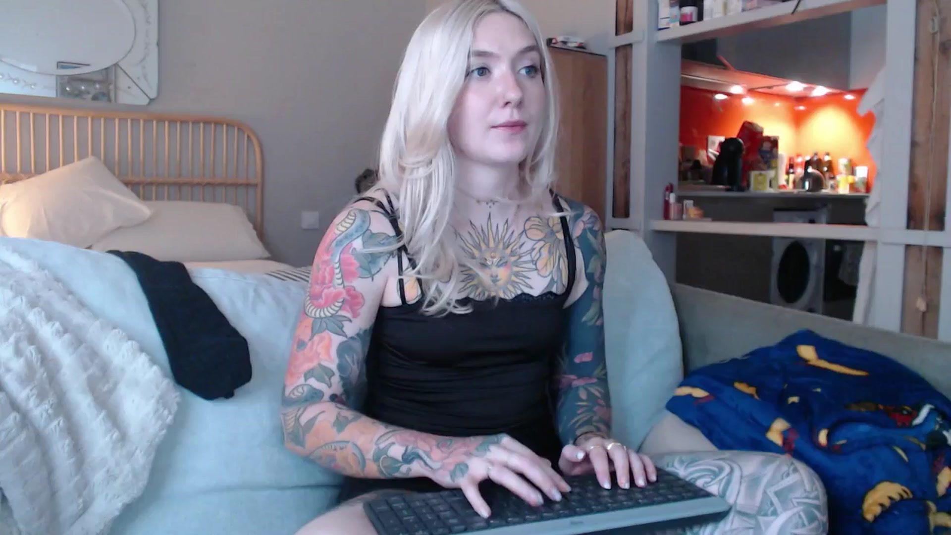 Gallery image thumbnail from Tattoo_bbgirl's myfreecams stream on, 02/20/2025, 17:45 image 12 of 20