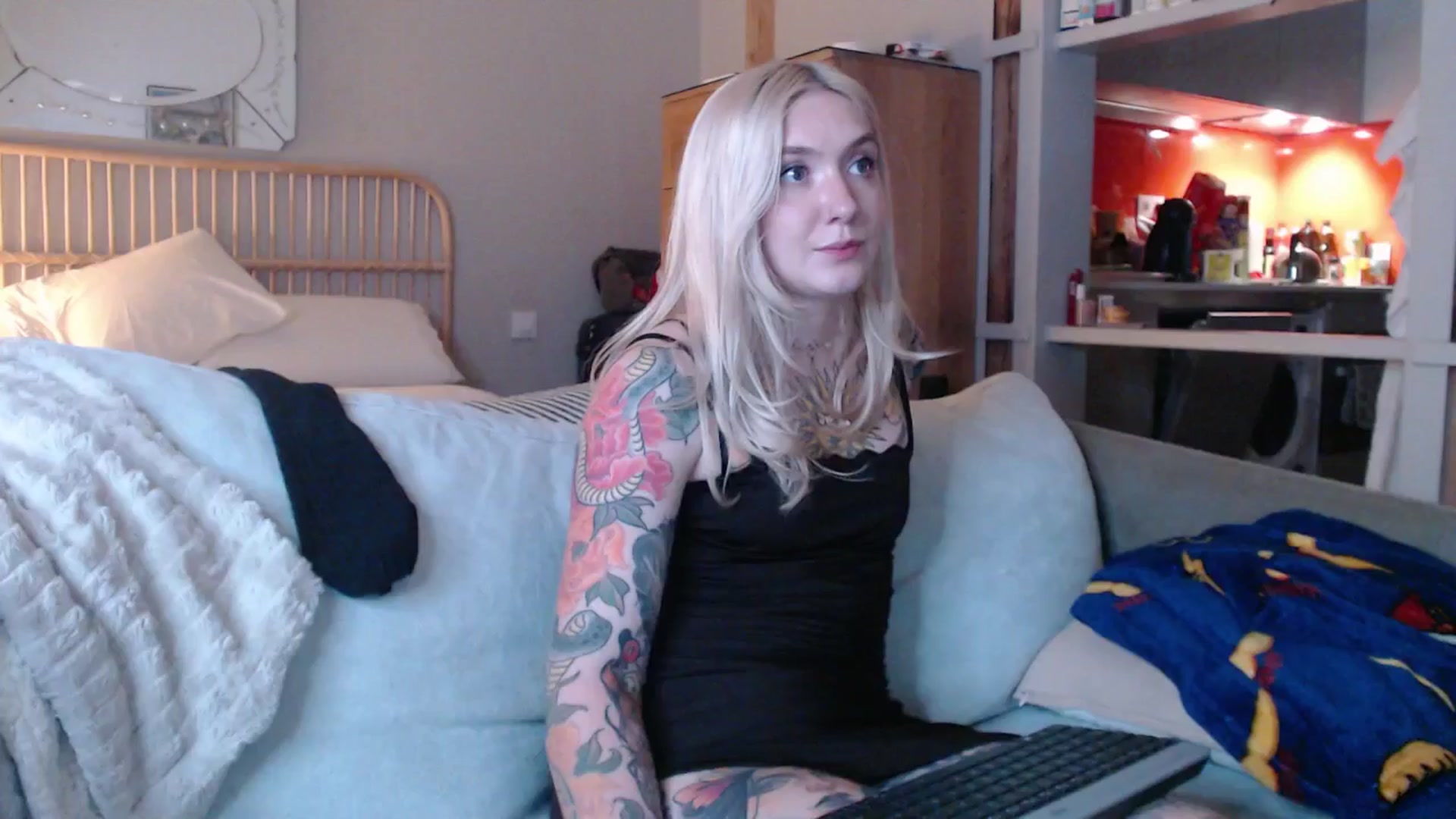 Gallery image thumbnail from Tattoo_bbgirl's myfreecams stream on, 02/20/2025, 18:46 image 16 of 20
