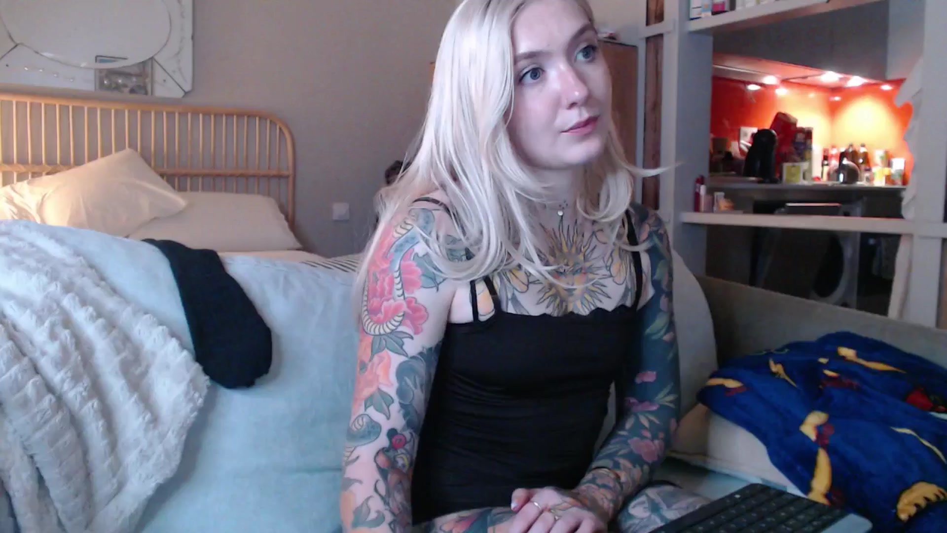 Gallery image thumbnail from Tattoo_bbgirl's myfreecams stream on, 02/20/2025, 18:46 image 13 of 20
