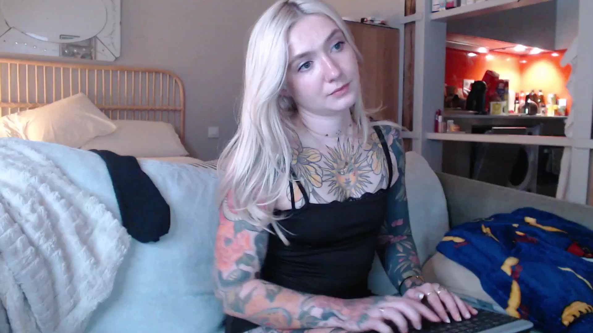 Gallery image thumbnail from Tattoo_bbgirl's myfreecams stream on, 02/20/2025, 18:46 image 19 of 20