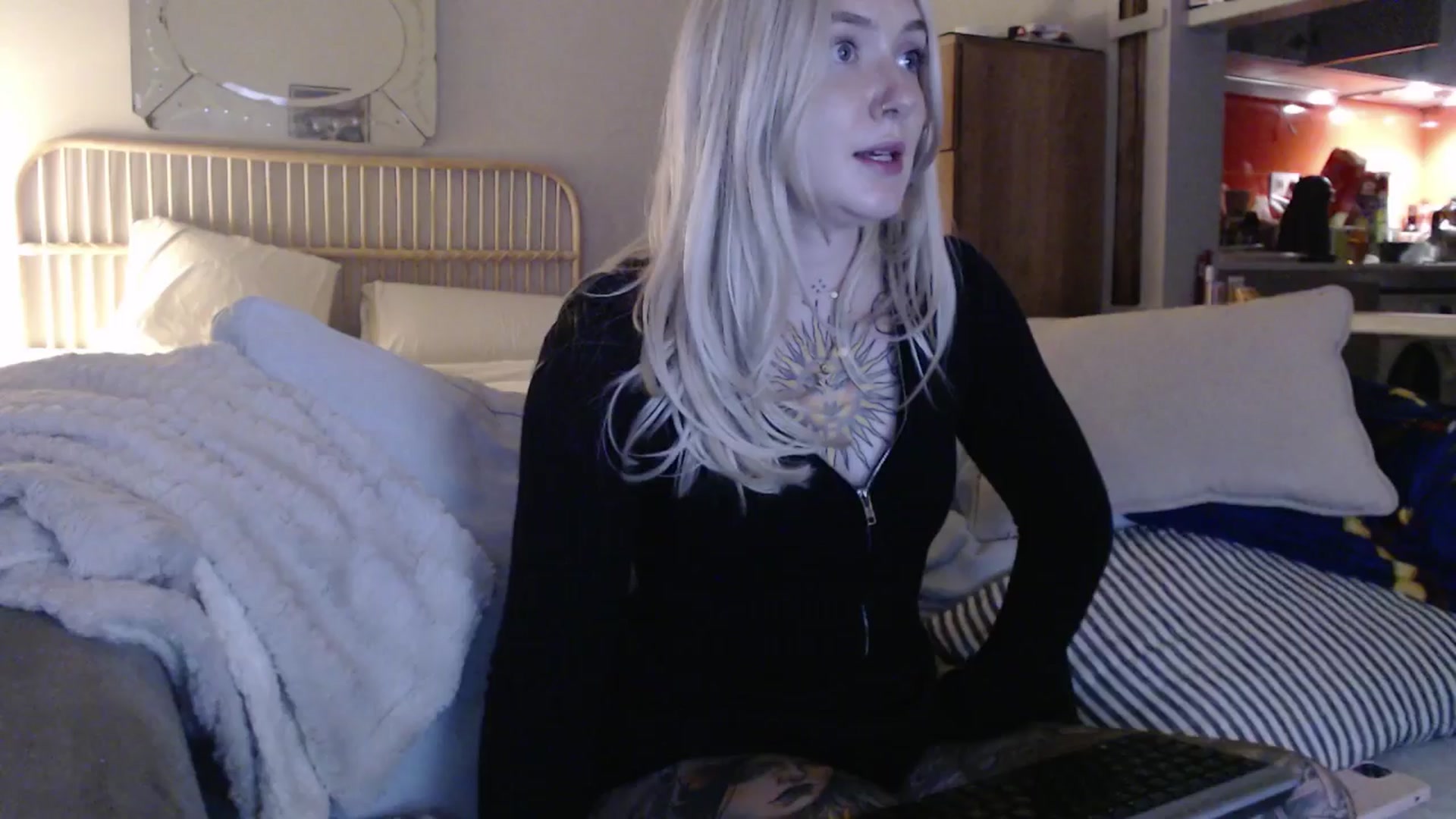 Gallery image thumbnail from Tattoo_bbgirl's myfreecams stream on, 02/21/2025, 22:05 image 18 of 20