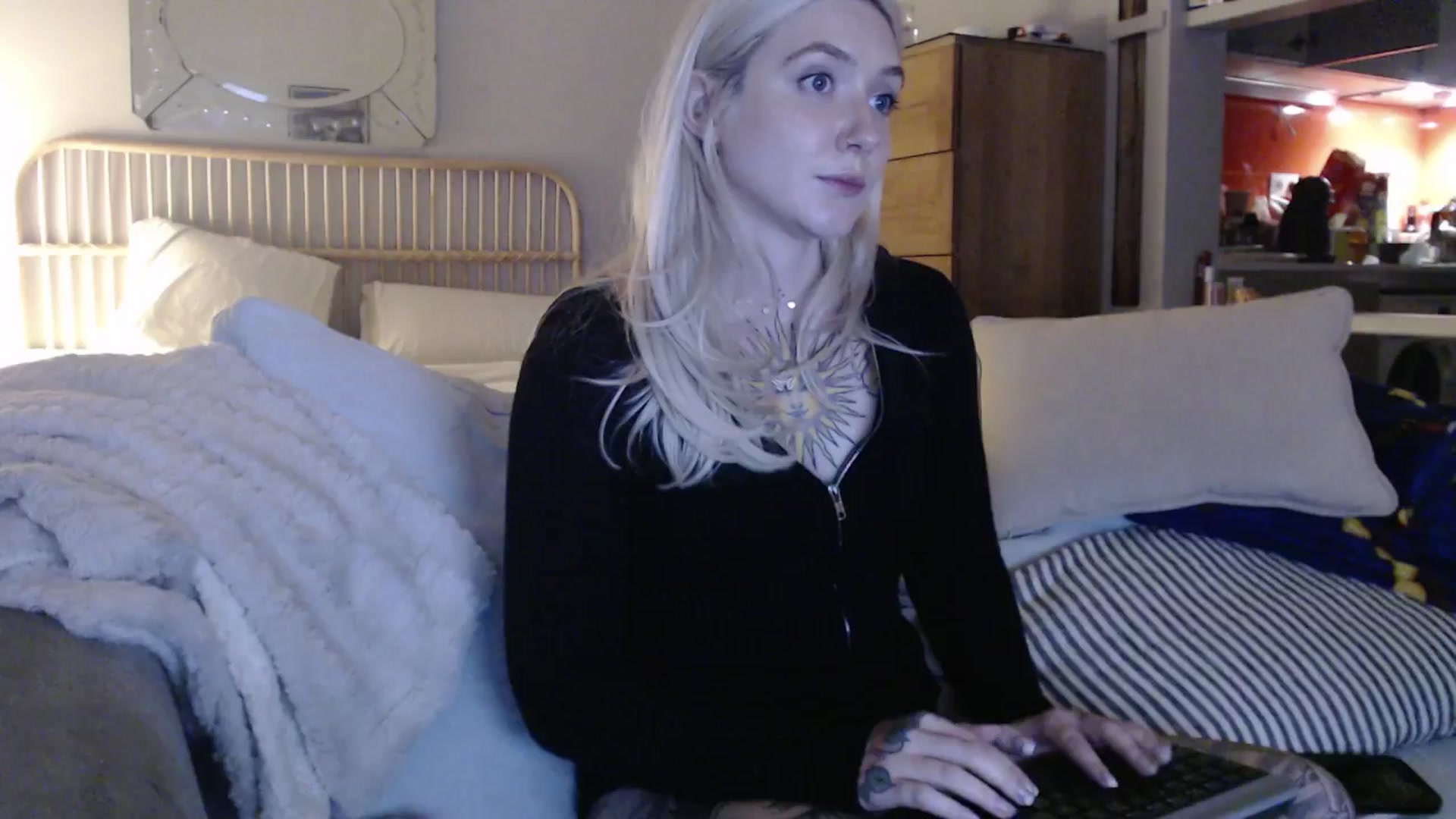 Gallery image thumbnail from Tattoo_bbgirl's myfreecams stream on, 02/21/2025, 22:05 image 19 of 20