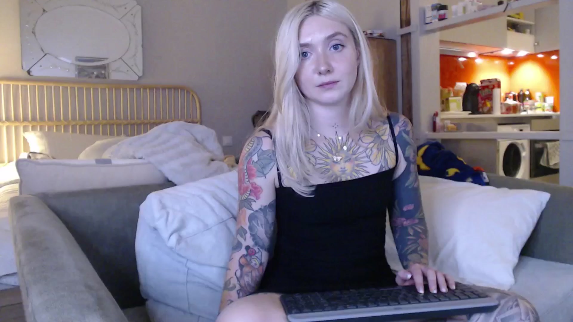 Gallery image thumbnail from Tattoo_bbgirl's myfreecams stream on, 02/22/2025, 21:36 image 19 of 20