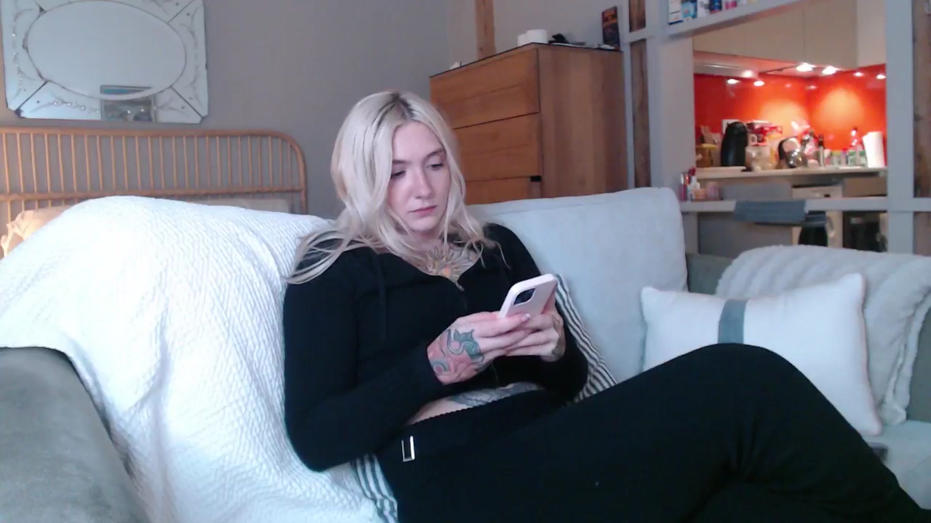 Gallery image thumbnail from Tattoo_bbgirl's myfreecams stream on, 02/25/2025, 19:35 image 2 of 20