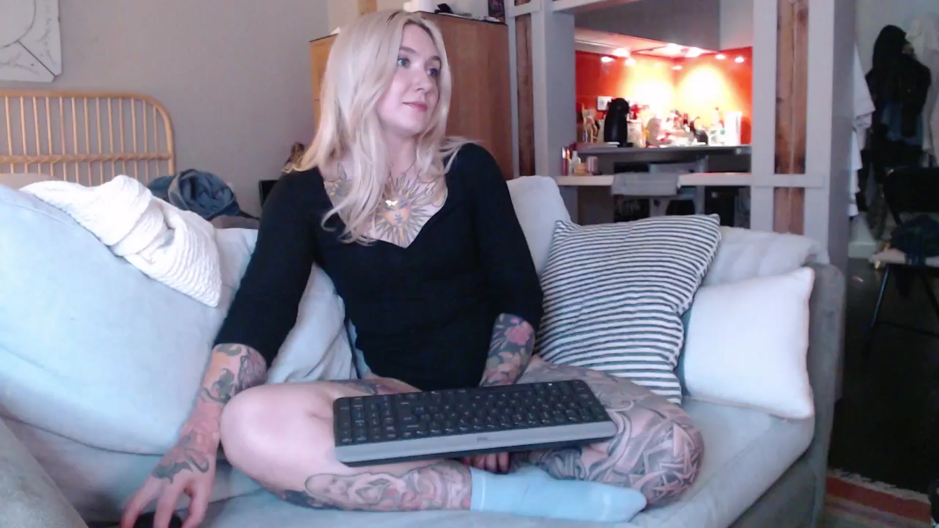 Gallery image thumbnail from Tattoo_bbgirl's myfreecams stream on, 02/26/2025, 18:02 image 5 of 20