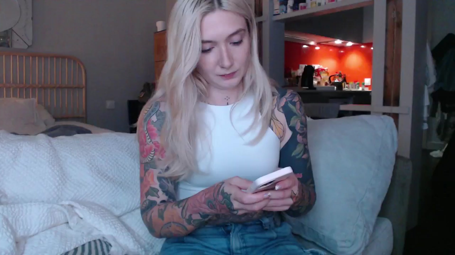Gallery image thumbnail from Tattoo_bbgirl's myfreecams stream on, 03/01/2025, 20:27 image 1 of 20