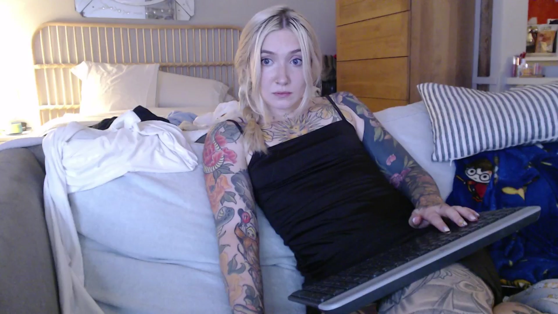 Gallery image thumbnail from Tattoo_bbgirl's myfreecams stream on, 03/05/2025, 19:29 image 6 of 20