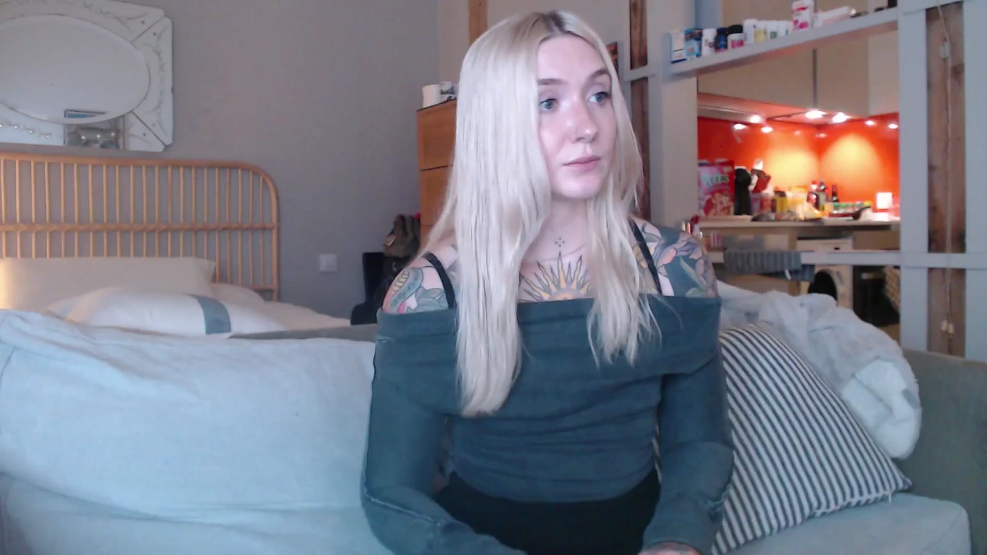 Gallery image thumbnail from Tattoo_bbgirl's myfreecams stream on, 03/06/2025, 18:01 image 15 of 20