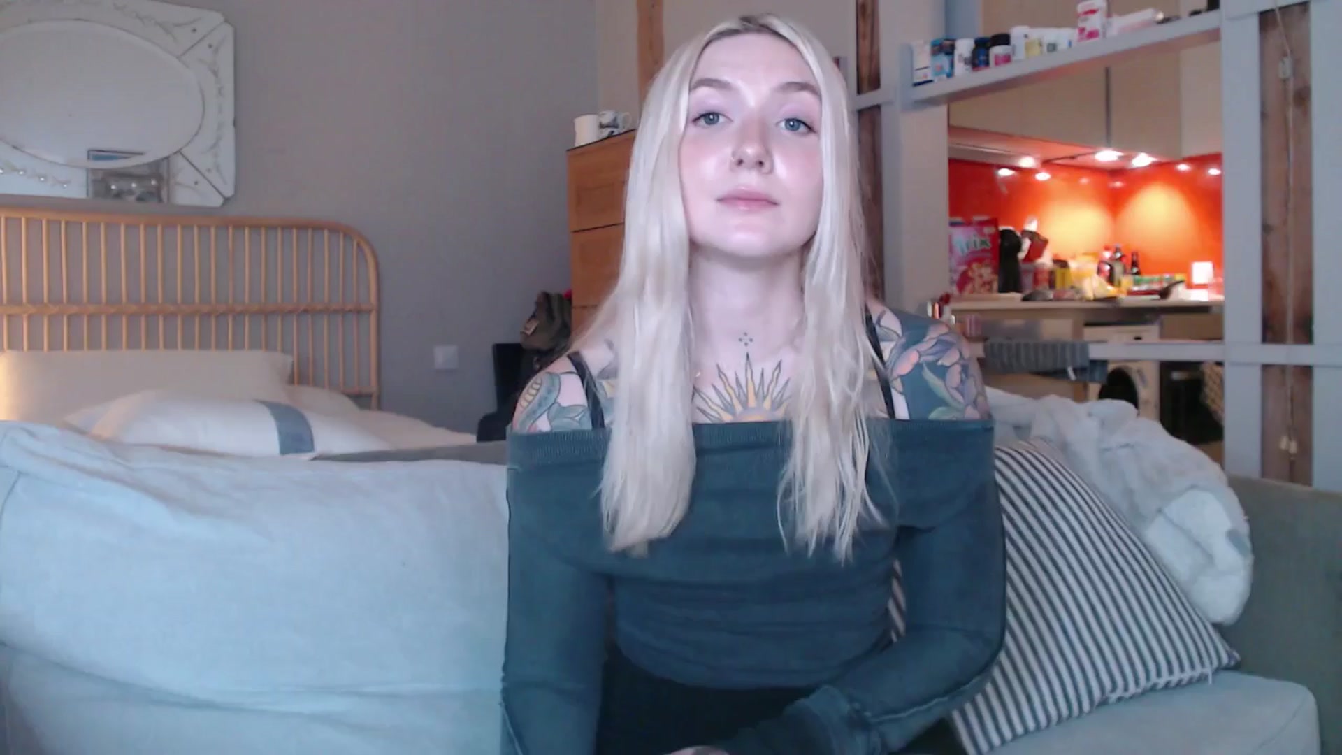 Gallery image thumbnail from Tattoo_bbgirl's myfreecams stream on, 03/06/2025, 18:01 image 16 of 20