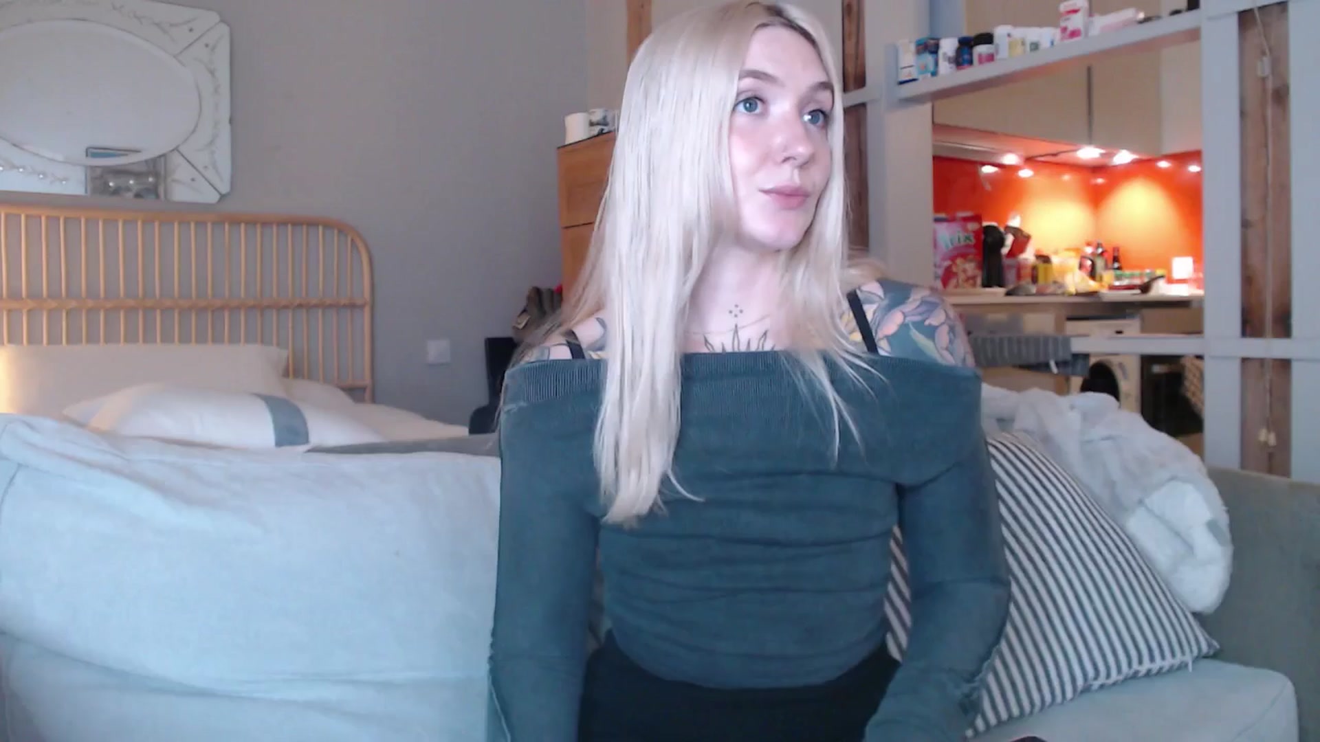 Gallery image thumbnail from Tattoo_bbgirl's myfreecams stream on, 03/06/2025, 18:01 image 13 of 20