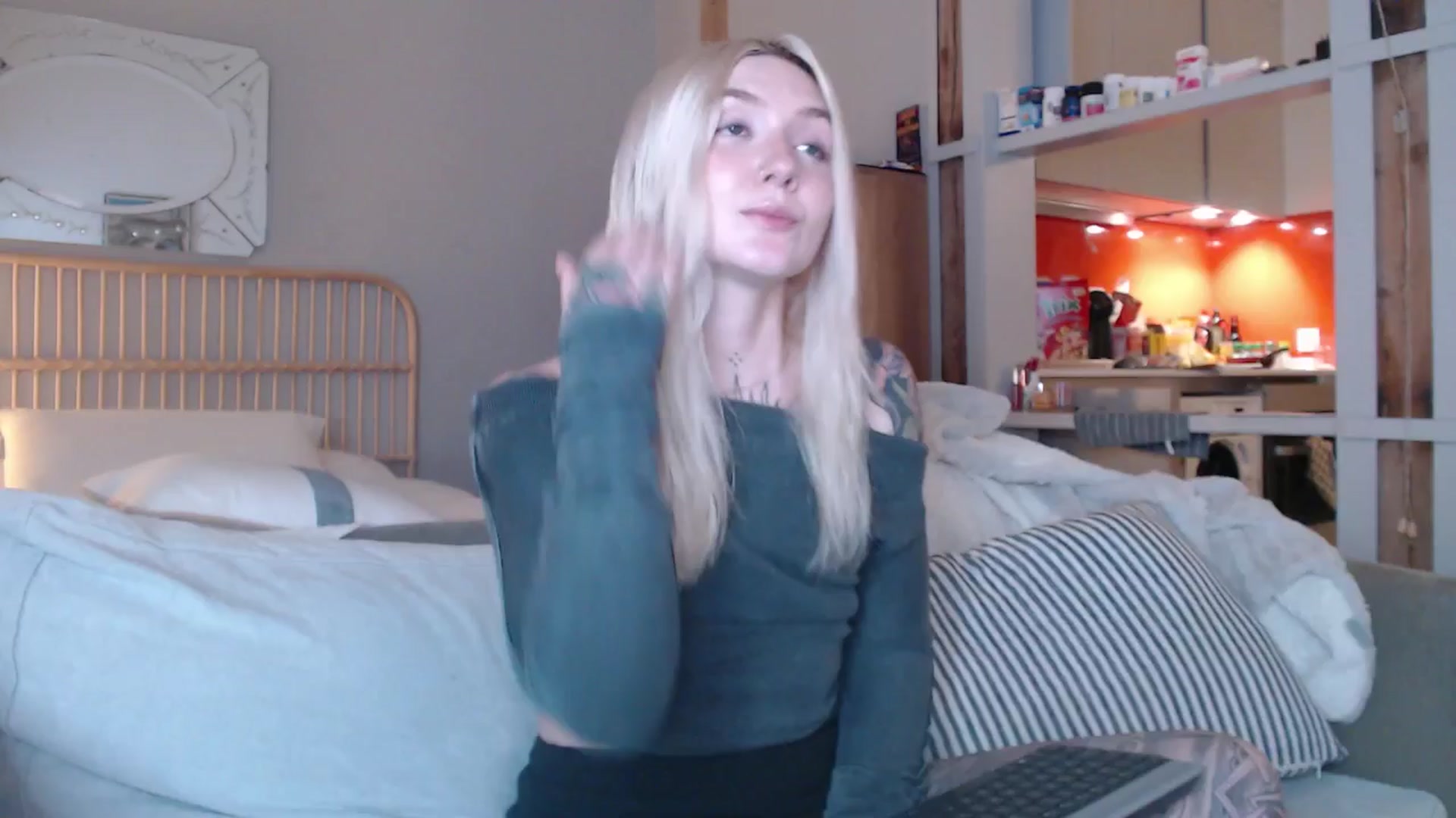 Gallery image thumbnail from Tattoo_bbgirl's myfreecams stream on, 03/06/2025, 18:01 image 6 of 20