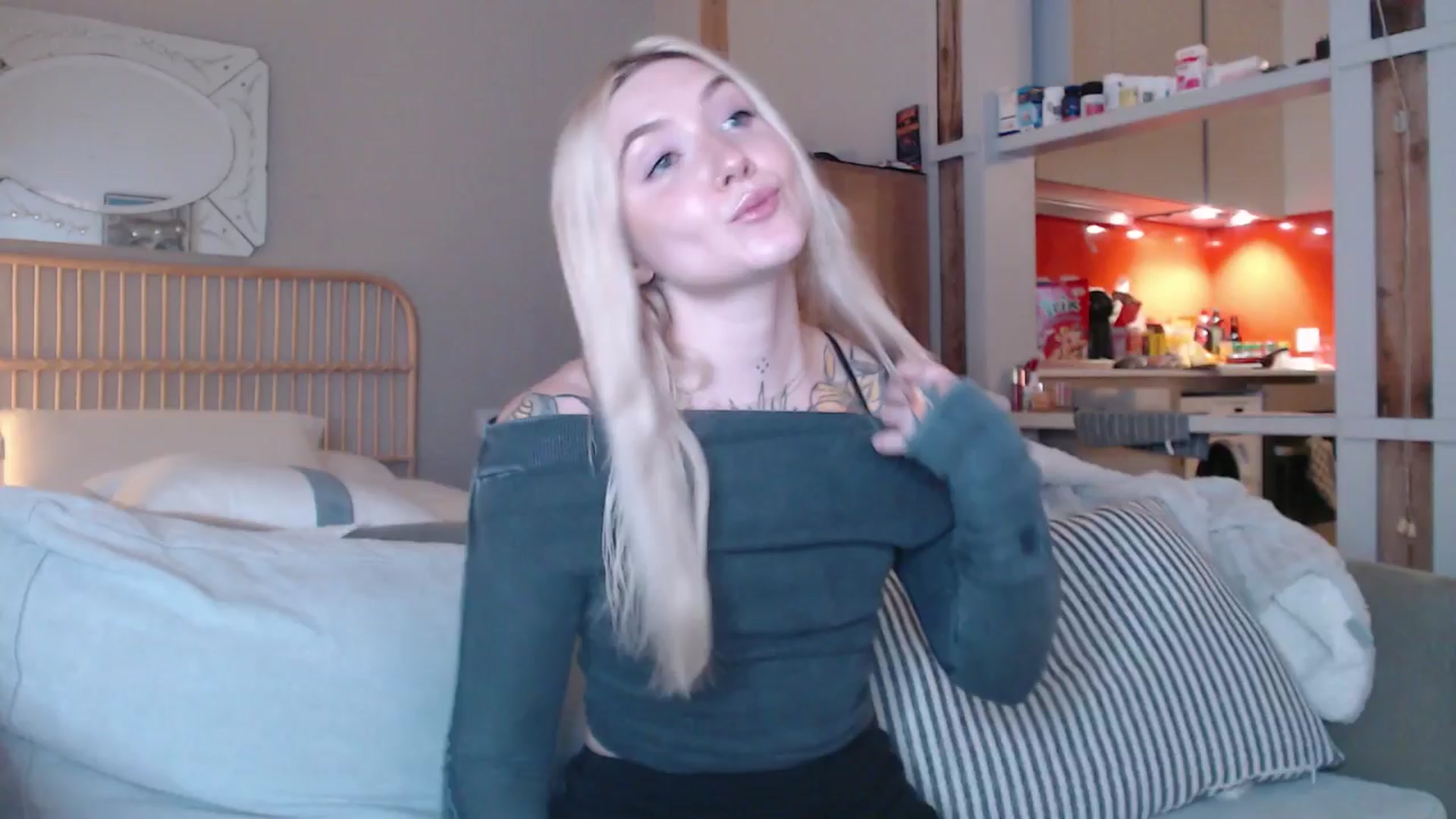 Gallery image thumbnail from Tattoo_bbgirl's myfreecams stream on, 03/06/2025, 18:01 image 2 of 20