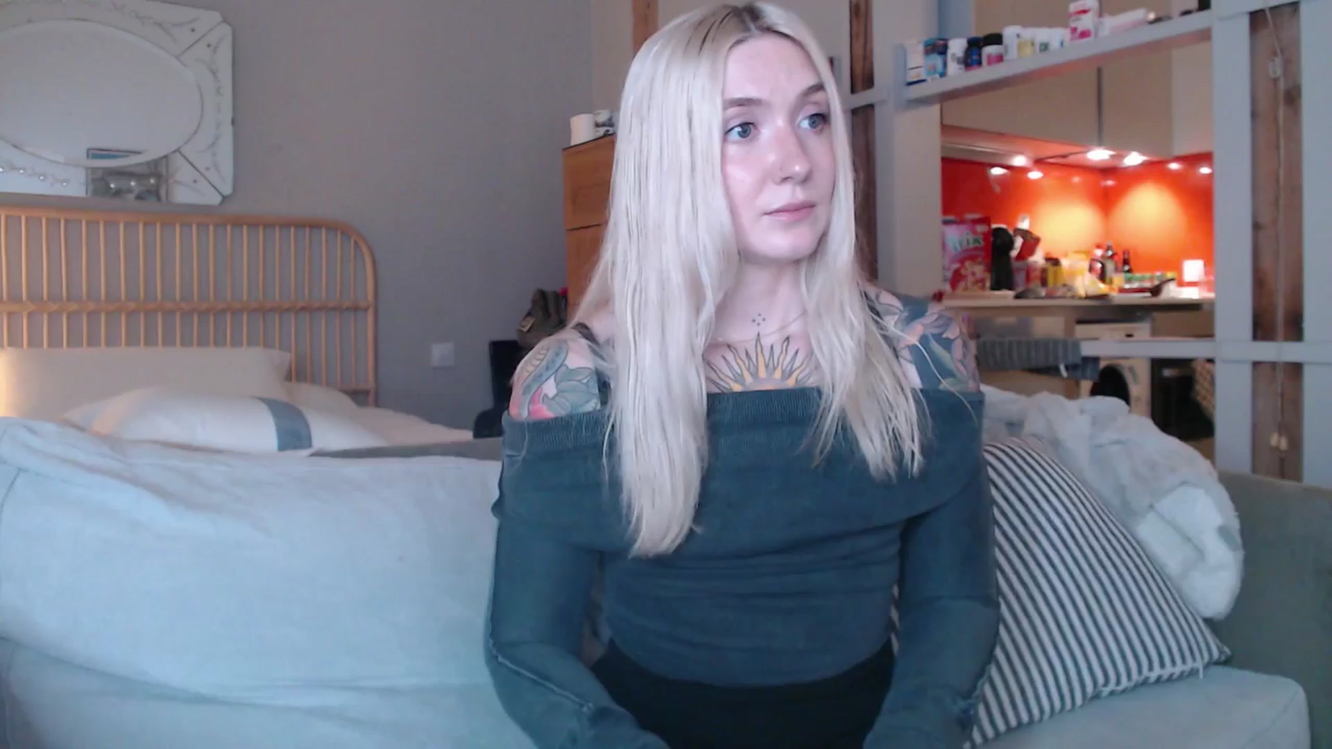 Gallery image thumbnail from Tattoo_bbgirl's myfreecams stream on, 03/06/2025, 18:01 image 14 of 20