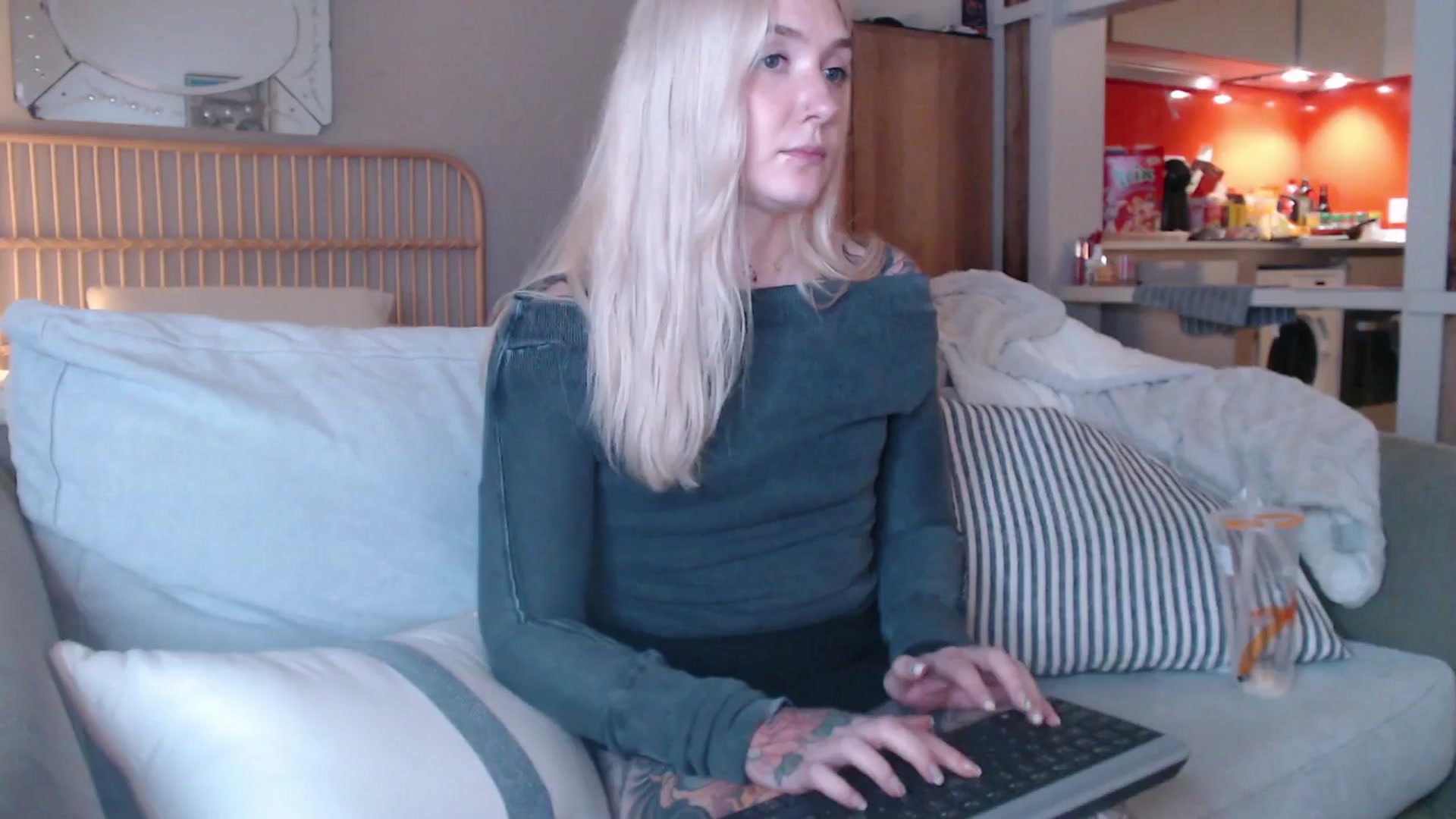 Gallery image thumbnail from Tattoo_bbgirl's myfreecams stream on, 03/06/2025, 22:41 image 17 of 20