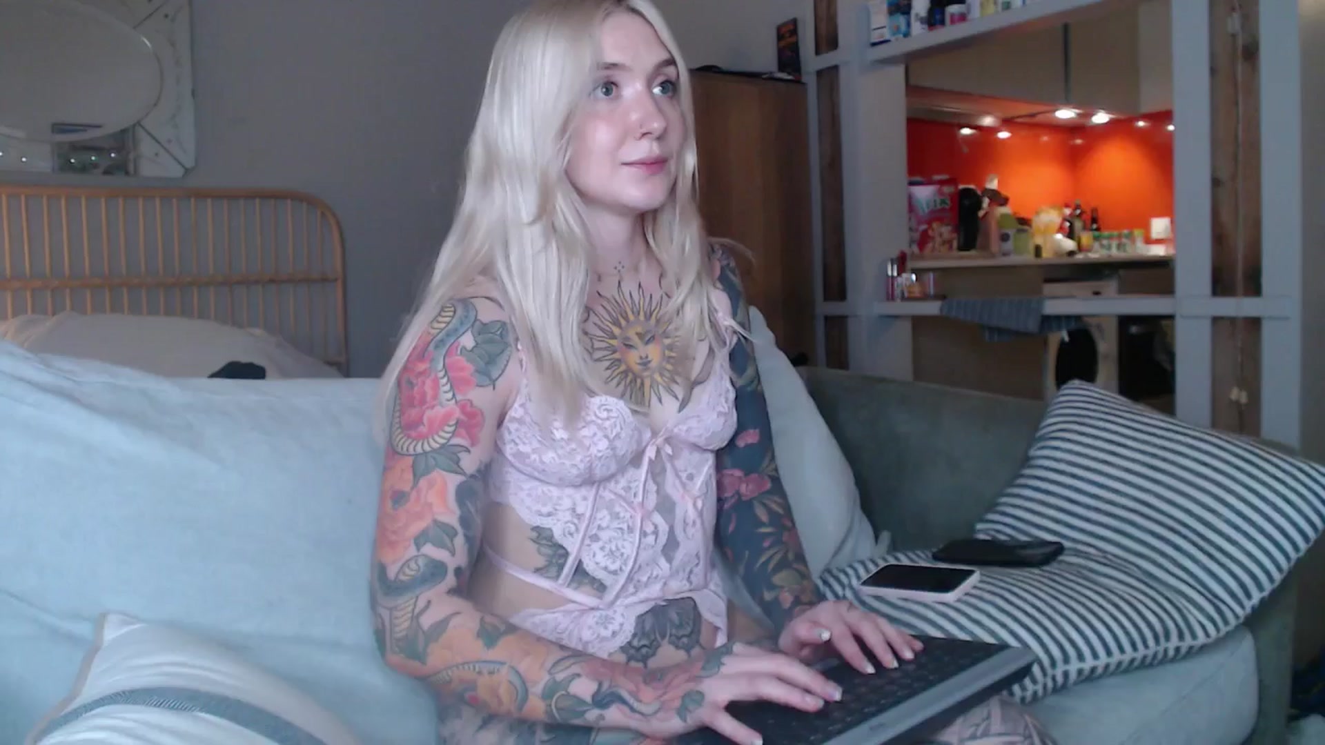Gallery image thumbnail from Tattoo_bbgirl's myfreecams stream on, 03/07/2025, 20:31 image 12 of 20
