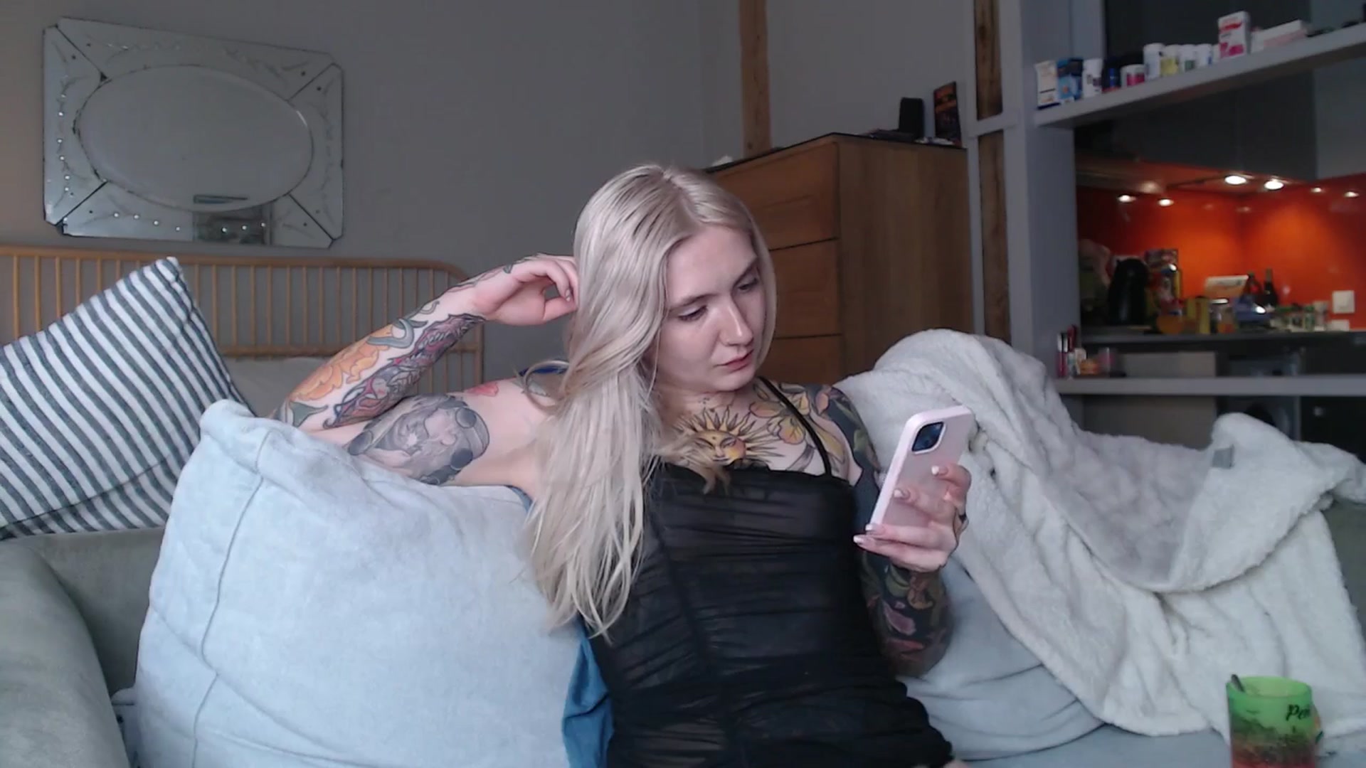 Gallery image thumbnail from Tattoo_bbgirl's myfreecams stream on, 03/19/2025, 18:58 image 4 of 20