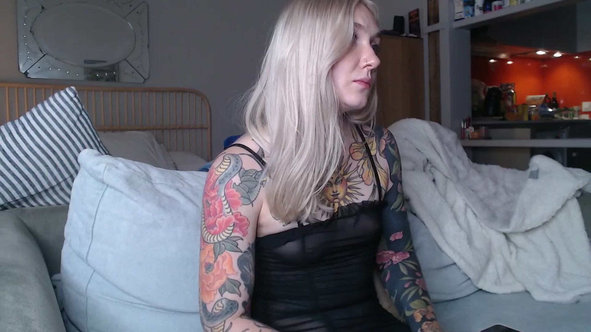 Gallery image thumbnail from Tattoo_bbgirl's myfreecams stream on, 03/19/2025, 18:58 image 7 of 20