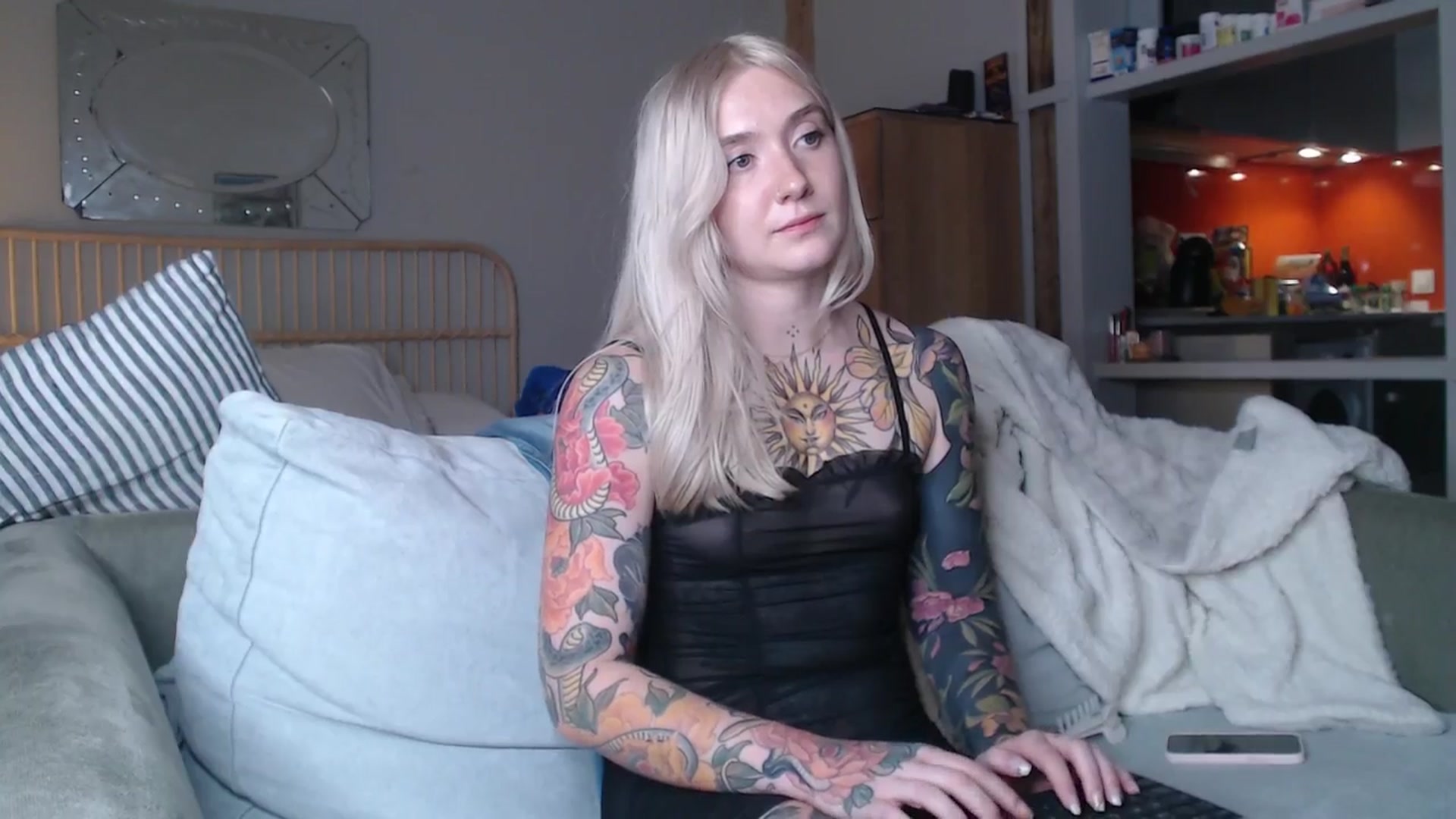Gallery image thumbnail from Tattoo_bbgirl's myfreecams stream on, 03/19/2025, 18:58 image 16 of 20