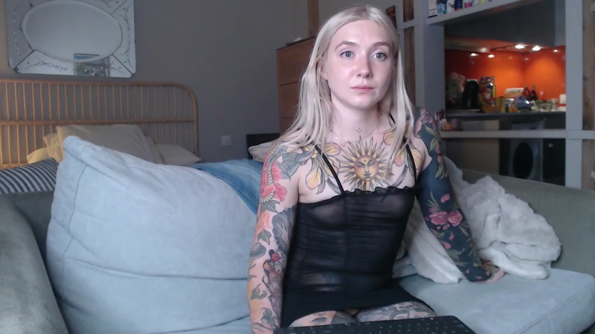 Gallery image thumbnail from Tattoo_bbgirl's myfreecams stream on, 03/19/2025, 22:17 image 13 of 20
