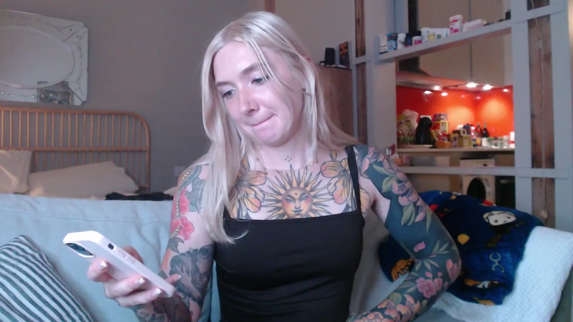 Gallery image thumbnail from Tattoo_bbgirl's myfreecams stream on, 03/20/2025, 18:12 image 16 of 20