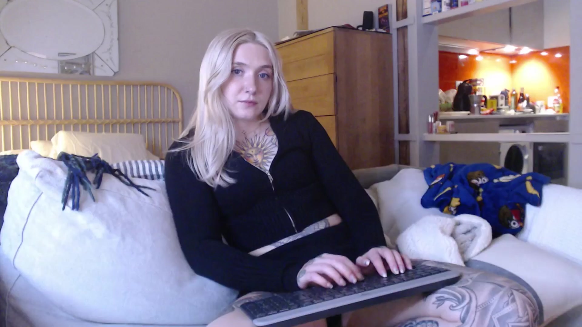 Gallery image thumbnail from Tattoo_bbgirl's myfreecams stream on, 03/22/2025, 22:08 image 5 of 20