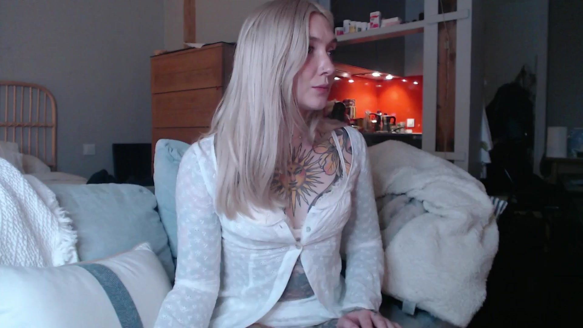 Gallery image thumbnail from Tattoo_bbgirl's myfreecams stream on, 03/24/2025, 20:42 image 3 of 20