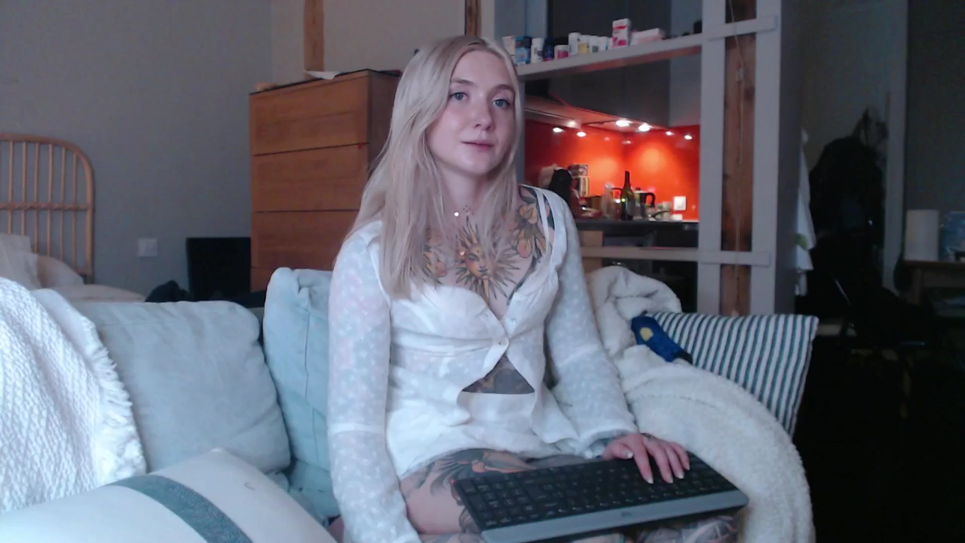Gallery image thumbnail from Tattoo_bbgirl's myfreecams stream on, 03/24/2025, 20:42 image 16 of 20