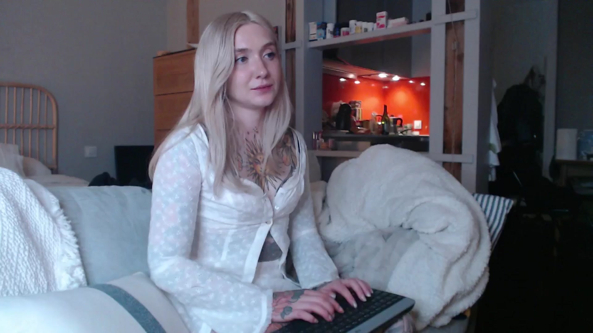 Gallery image thumbnail from Tattoo_bbgirl's myfreecams stream on, 03/24/2025, 20:42 image 12 of 20