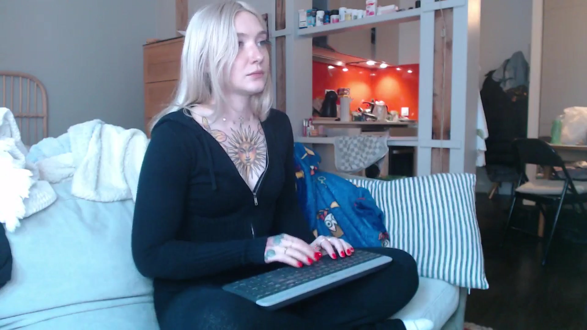 Gallery image thumbnail from Tattoo_bbgirl's myfreecams stream on, 03/25/2025, 18:34 image 4 of 20