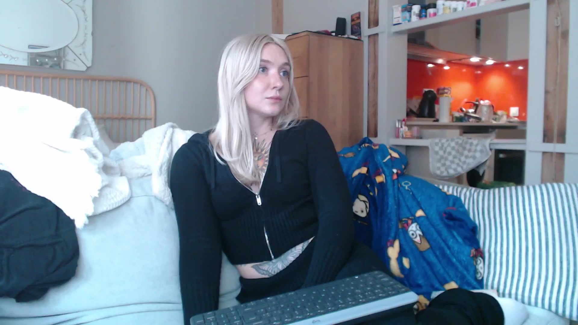 Gallery image thumbnail from Tattoo_bbgirl's myfreecams stream on, 03/25/2025, 18:34 image 6 of 20