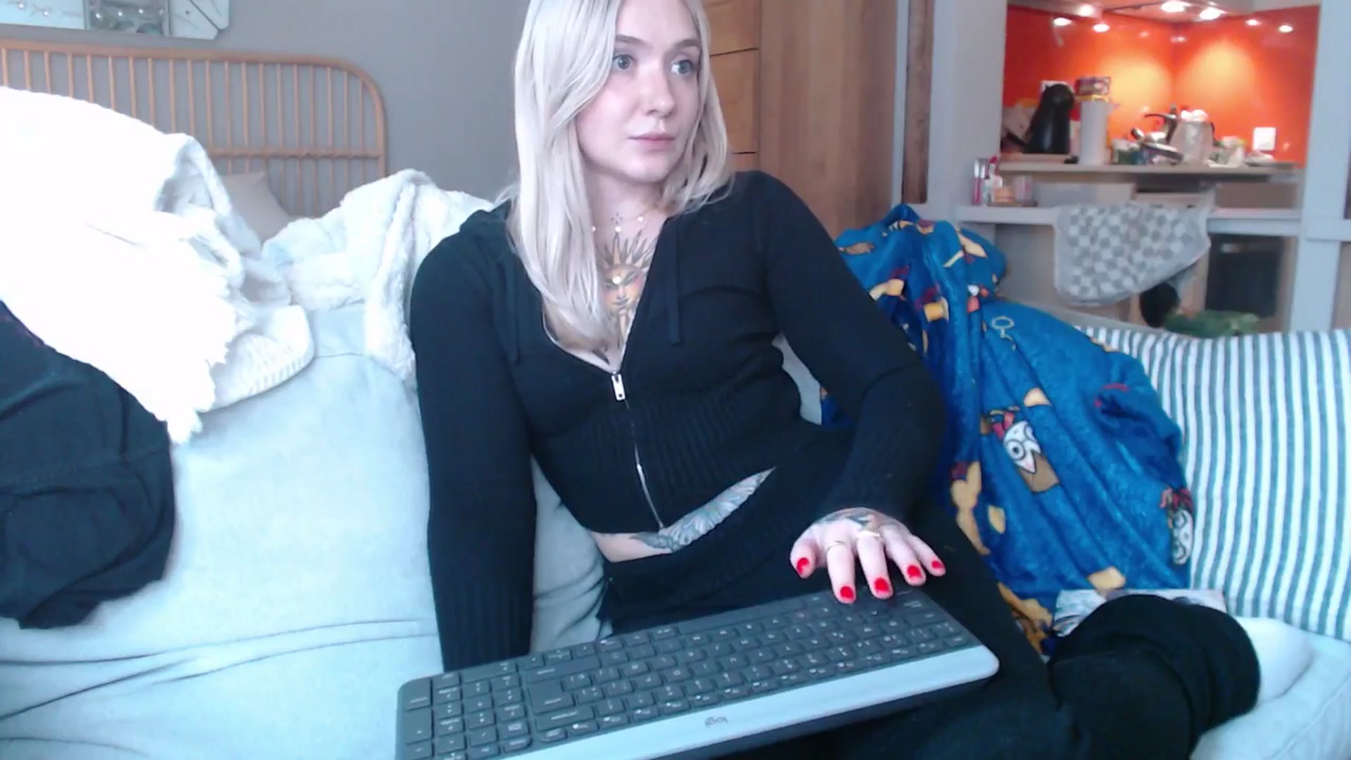 Gallery image thumbnail from Tattoo_bbgirl's myfreecams stream on, 03/25/2025, 18:34 image 8 of 20