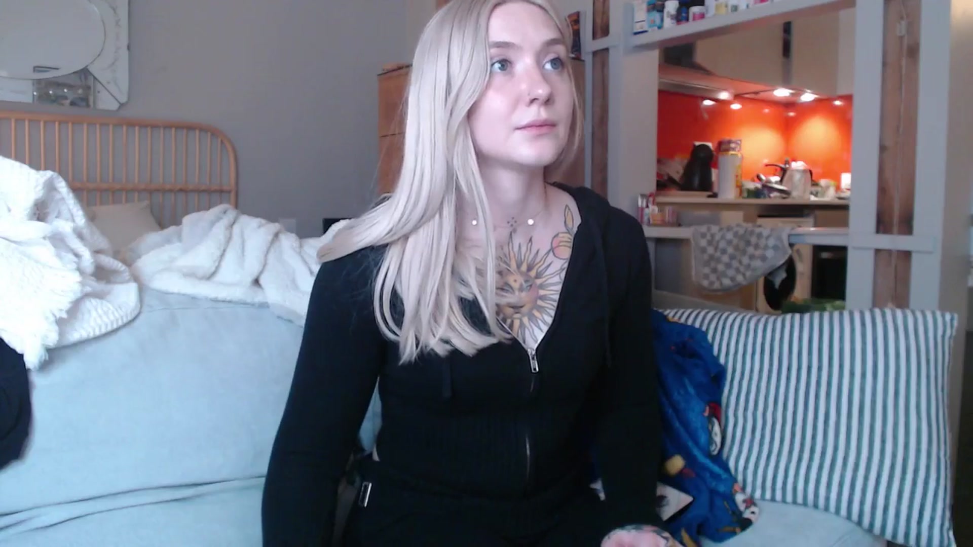 Gallery image thumbnail from Tattoo_bbgirl's myfreecams stream on, 03/25/2025, 18:34 image 16 of 20